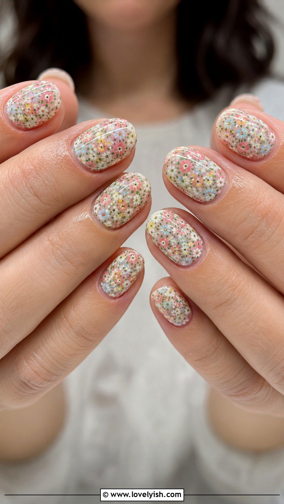 Ditsy Floral Print Nails - 31 flower nail design ideas - 31 flower nail design ideas