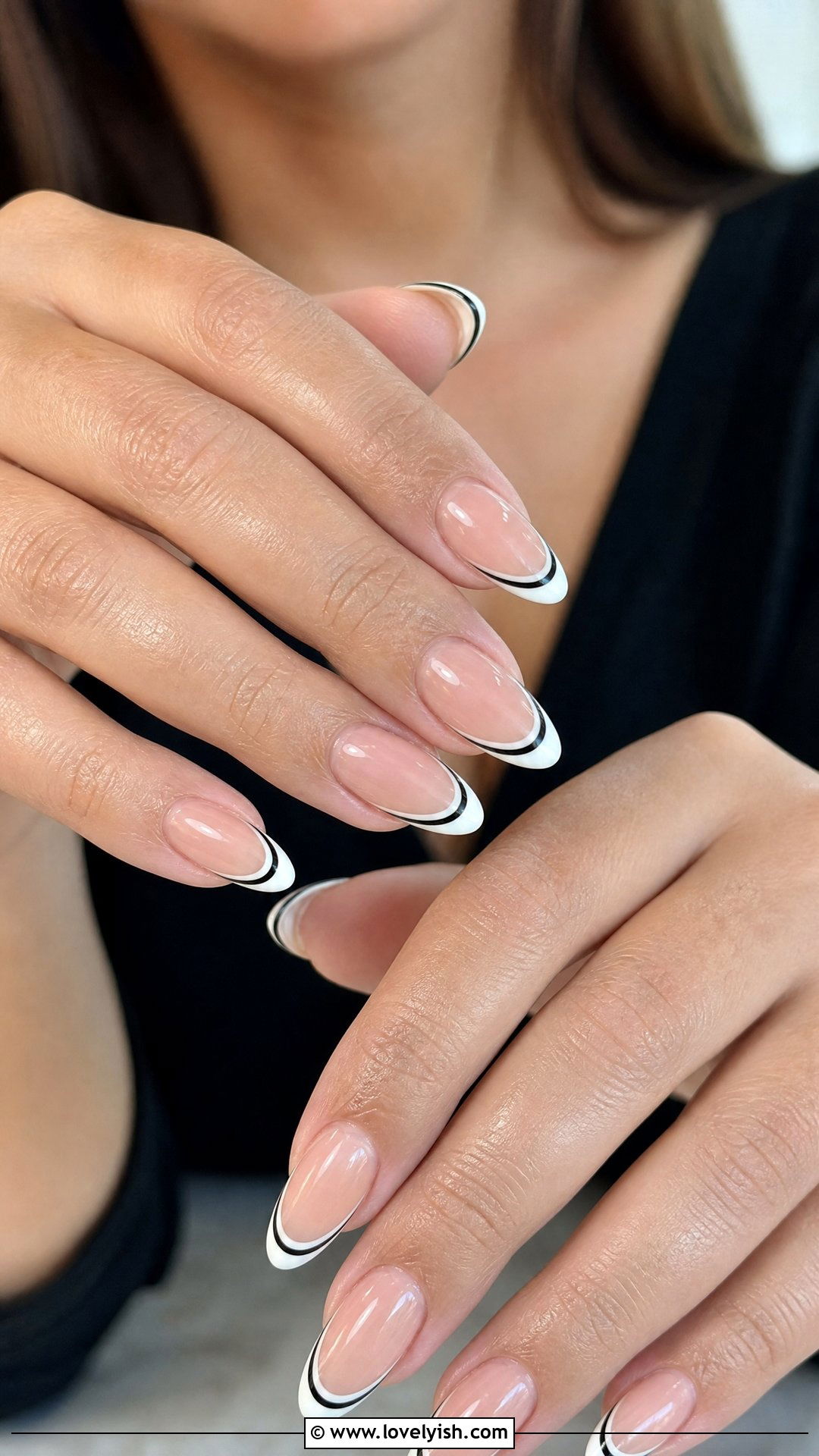 Double French Tip Almond Nails - 25 almond french tip nail designs - 25 almond french tip nail designs
