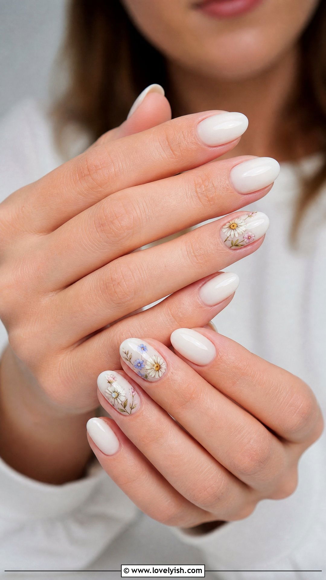 Floral Accent Manicure - 50 manicure - 50 manicure