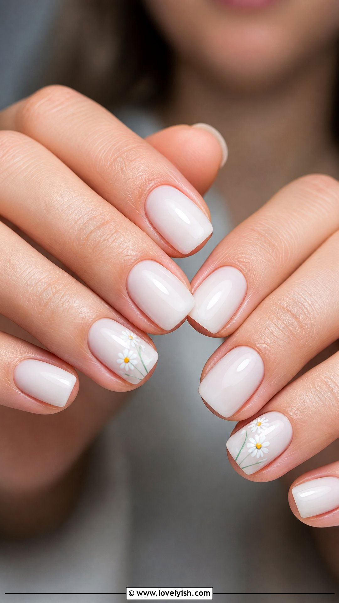 Floral Accent Squoval Nails - 50 squoval nails - 50 squoval nails