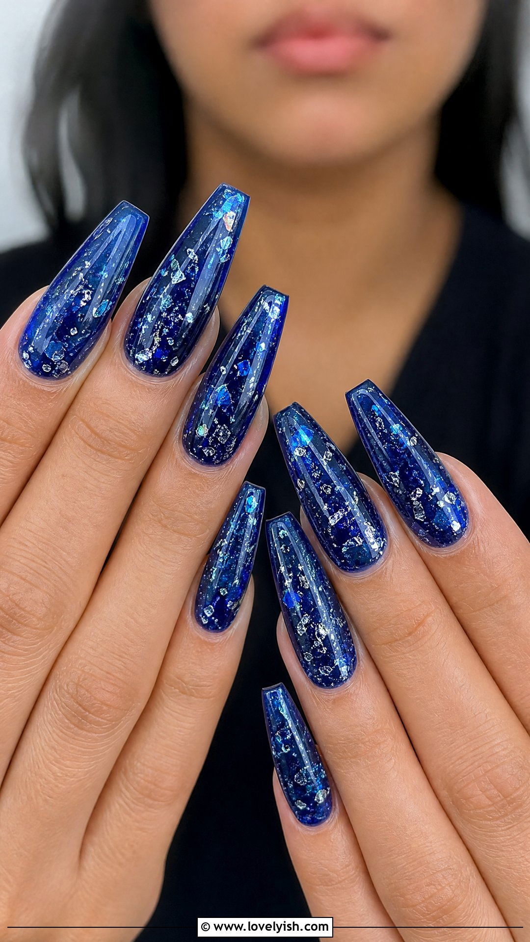 Foil Flecked Ocean Nails - 25 beach nail ideas - 25 beach nail ideas