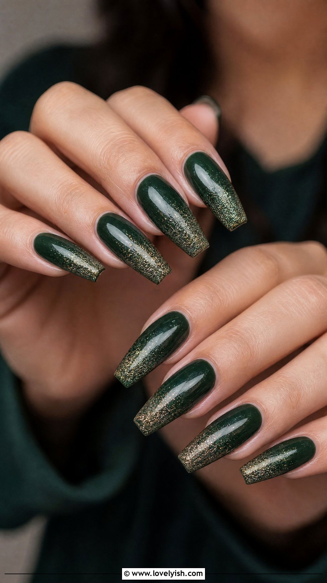 Forest Green Glitter Holiday Nails - 50 holiday nails - 50 holiday nails