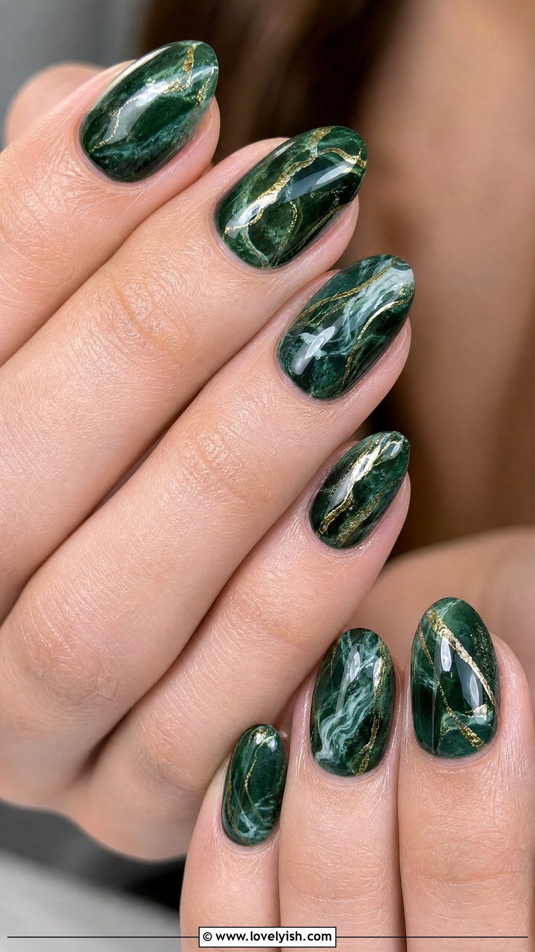 Forest Green Marble Nails - 50 medium nails - 50 medium nails