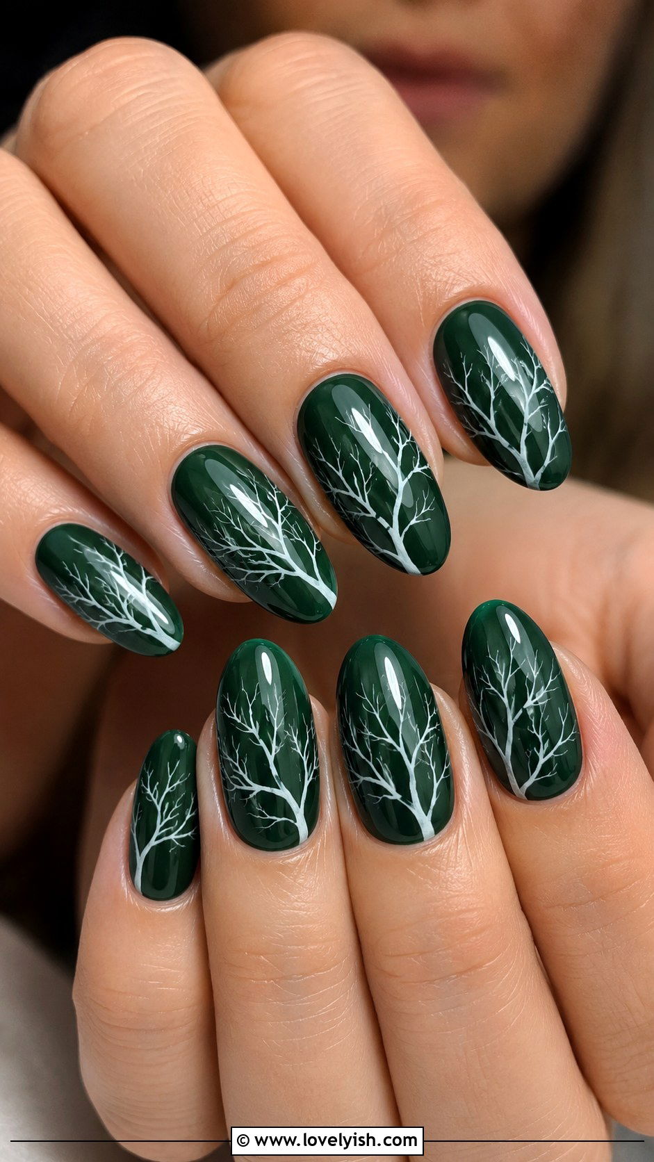 Forest Green with White Branches - 50 green nails - 50 green nails