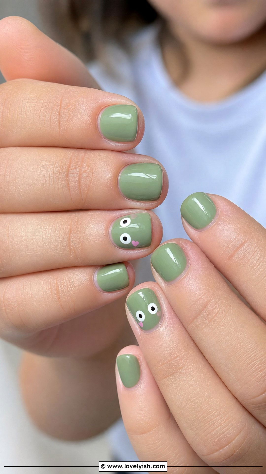 Frog Green Nails - 32 nail designs for kids - 32 nail designs for kids