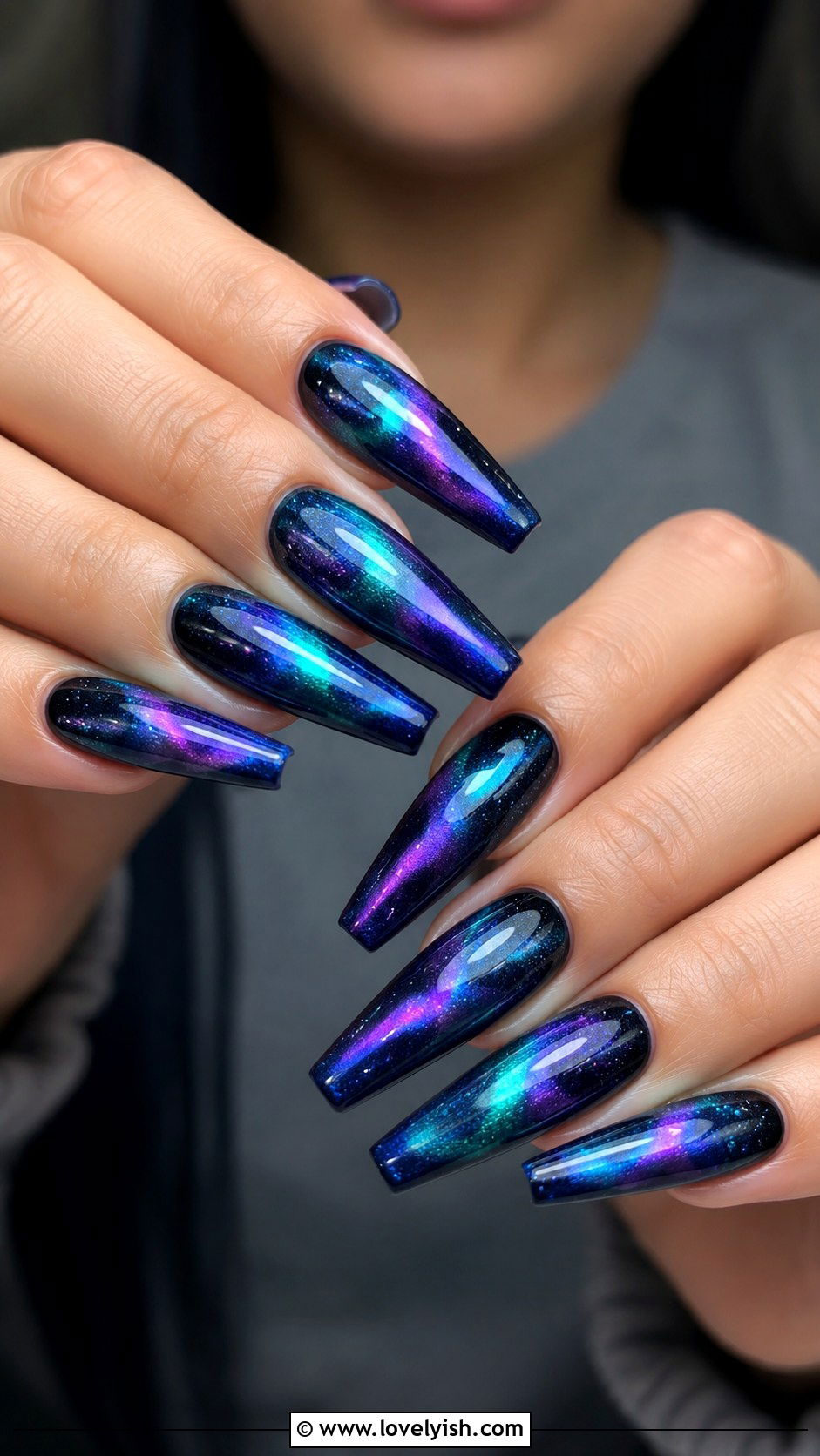 Galaxy Chrome Cat Eye Nails - 50 tumblr nail designs - 50 tumblr nail designs