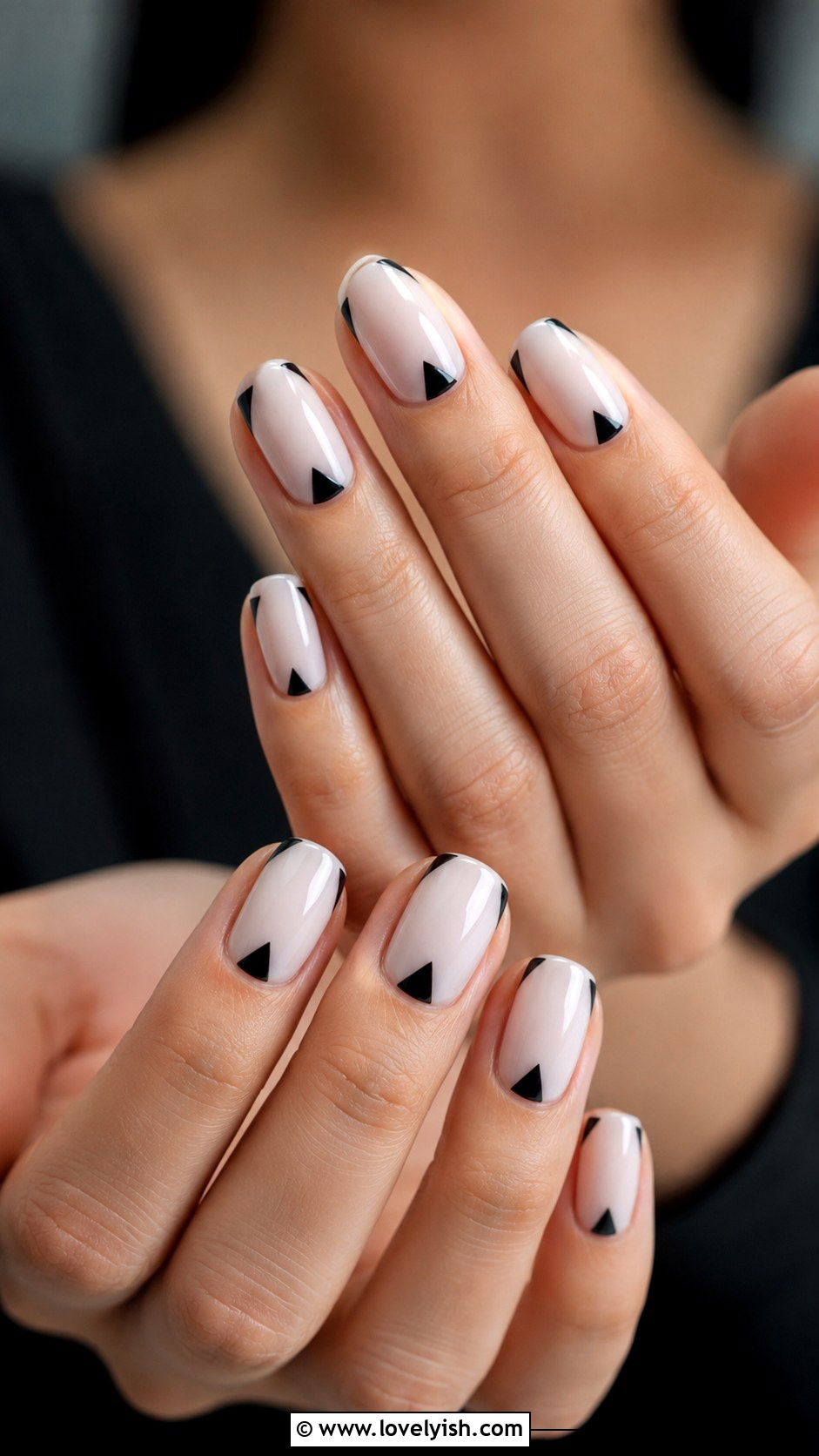 Geometric Tip Nails - 50 minimalist nails - 50 minimalist nails