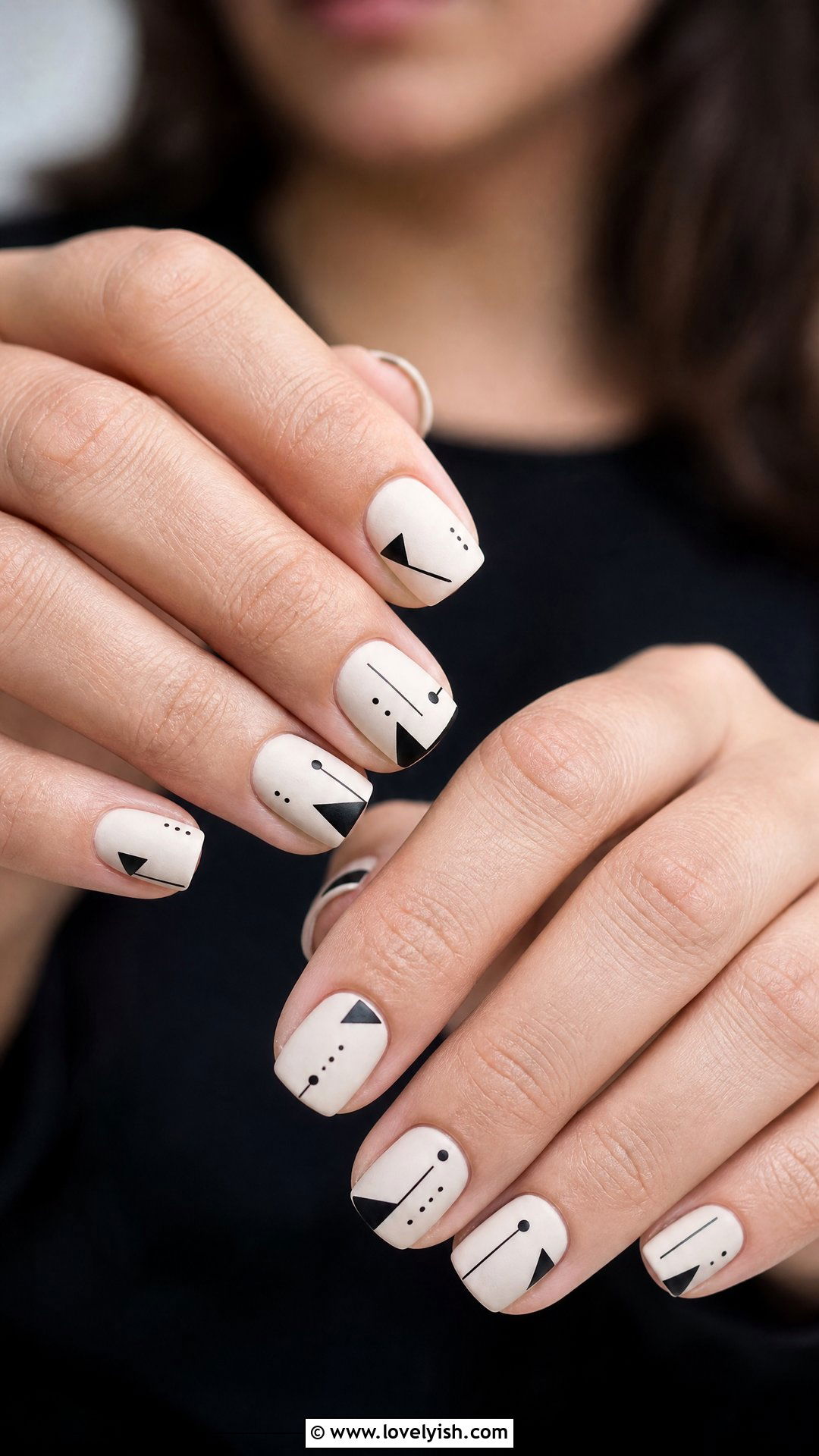 Geometric Triangle and Dot Nails - 25 abstract nail designs - 25 abstract nail designs