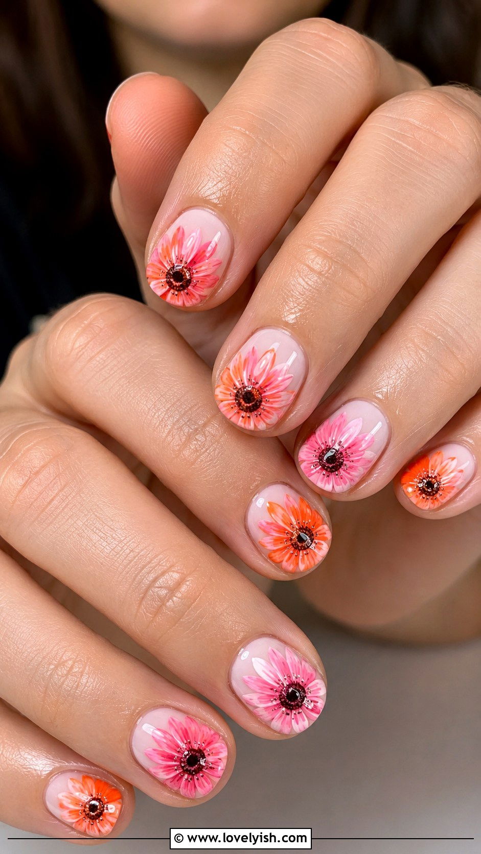Gerbera Daisy Nails - 38 flower nail art ideas - 38 flower nail art ideas