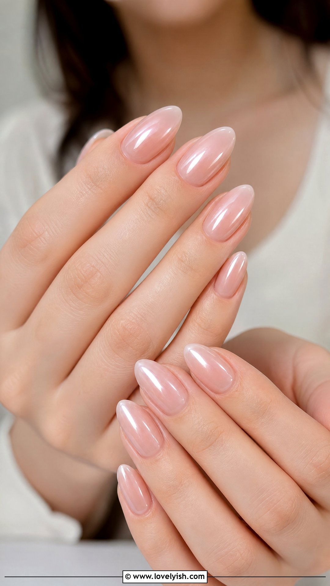 Glazed Almond Nails - 25 classy nail ideas - 25 classy nail ideas