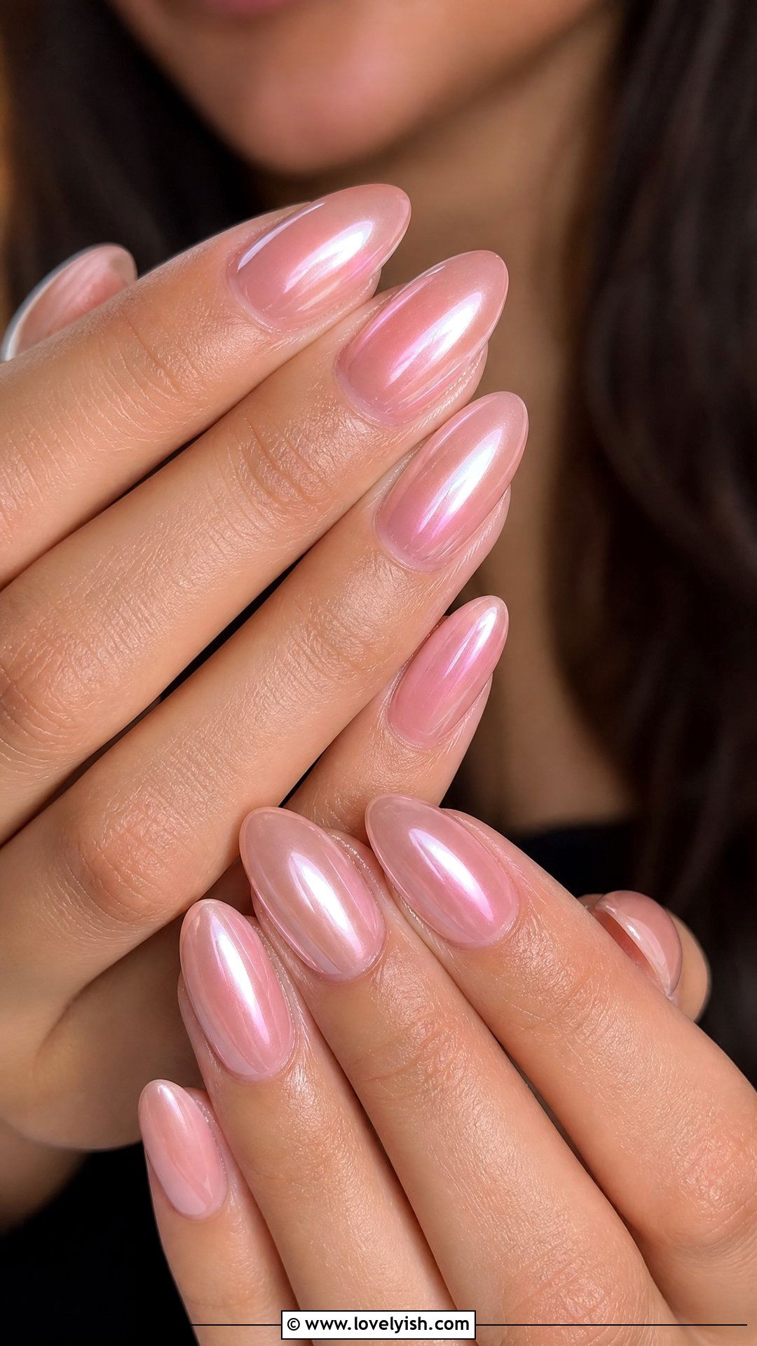 Glazed Donut Chrome Nails - 50 elegant nails - 50 elegant nails