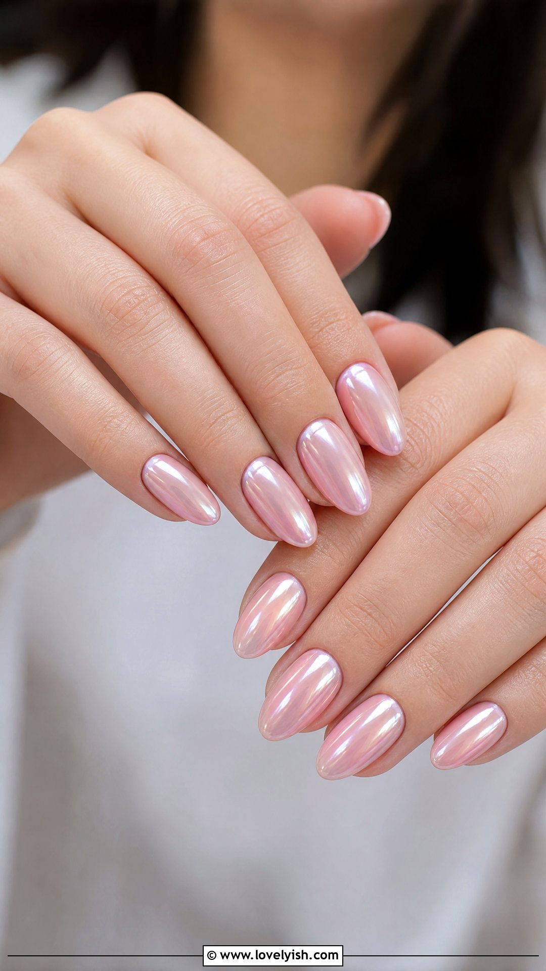 Glazed Donut Chrome Nails - 35 nail art for beginners - 35 nail art for beginners