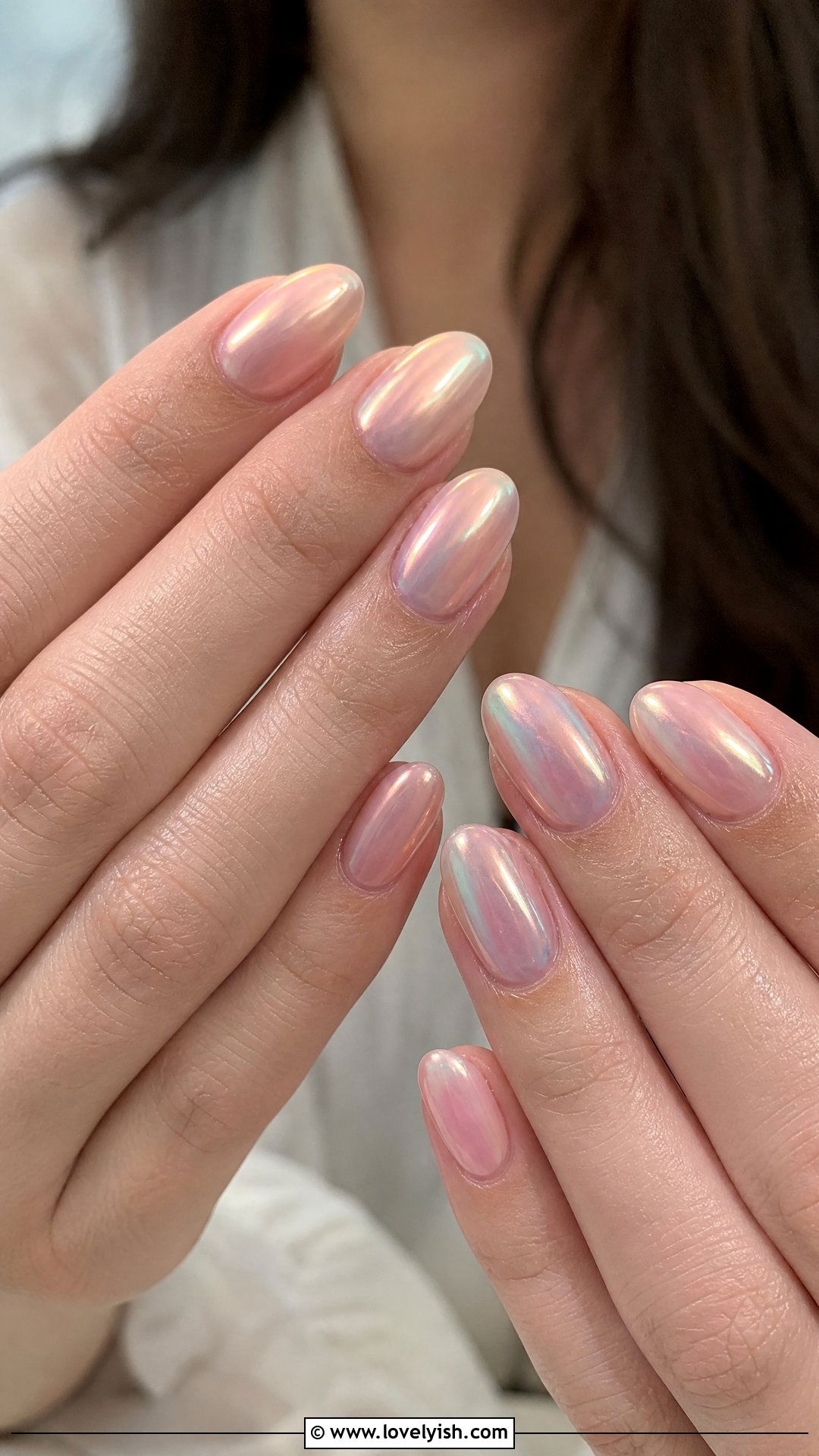 Glazed Donut Chrome Nails - 25 beautiful nail designs - 25 beautiful nail designs