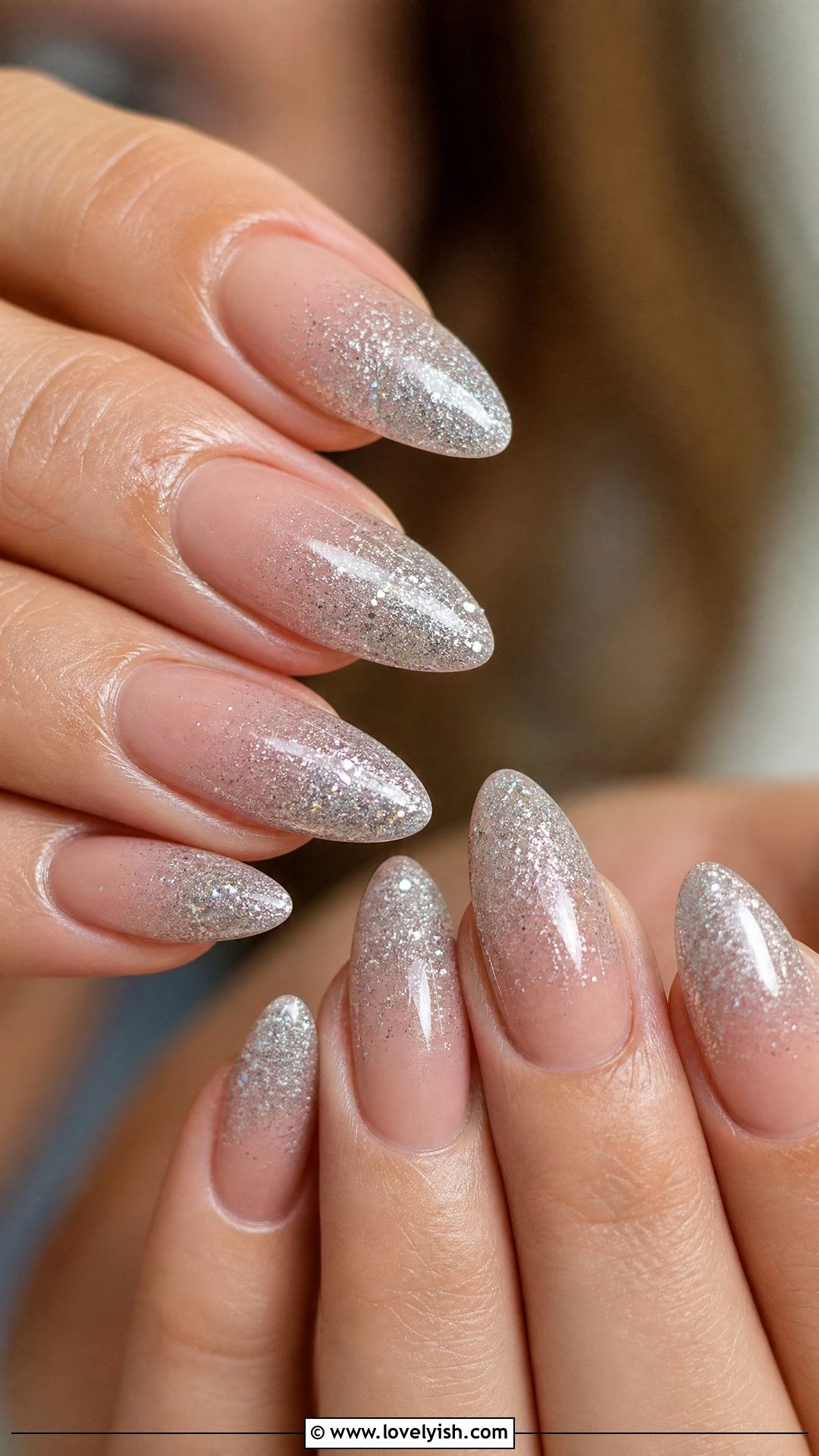 Glitter Ombre Prom Nails - 25 prom nail ideas - 25 prom nail ideas