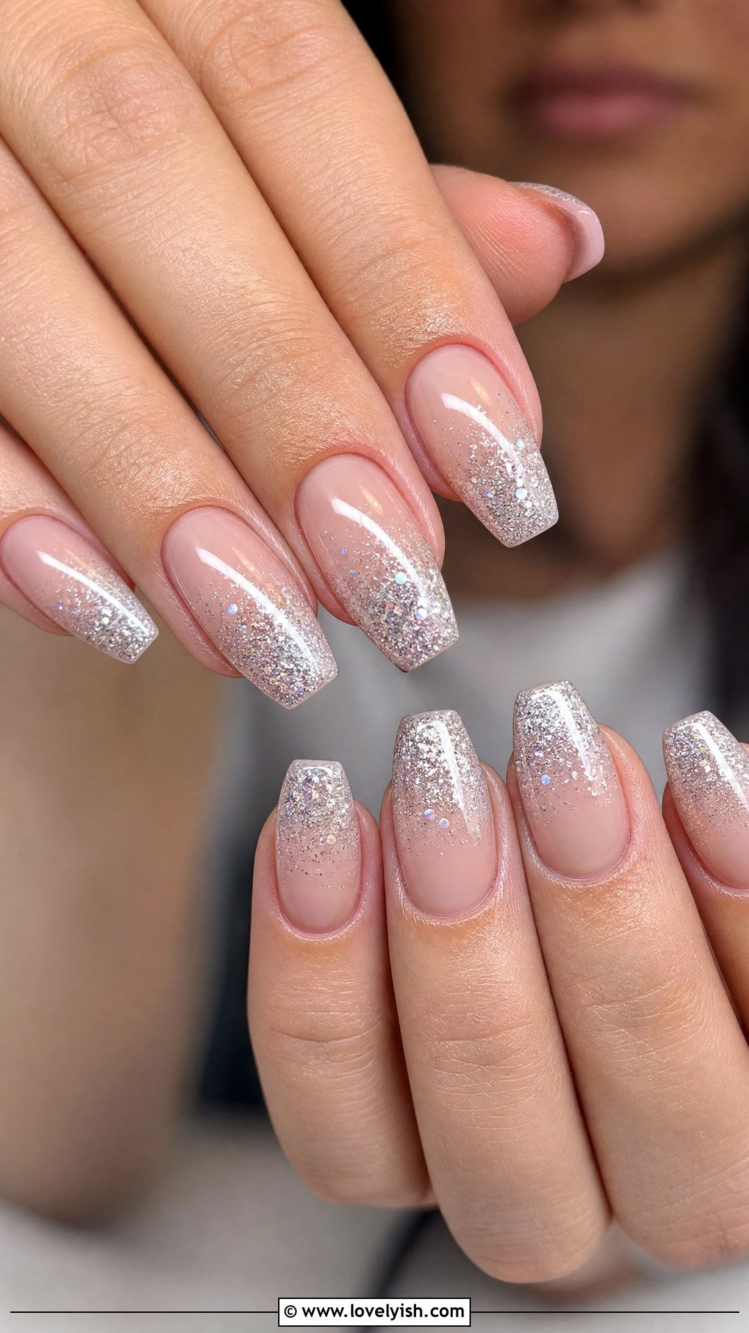 Glitter Ombre Short Coffin Nails - 25 short coffin nails designs - 25 short coffin nails designs