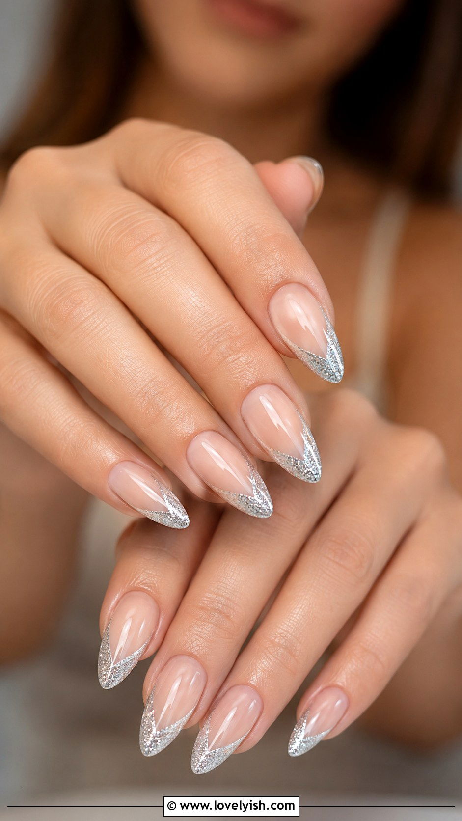 Glitter V Tip Nails - 25 glitter nail designs - 25 glitter nail designs