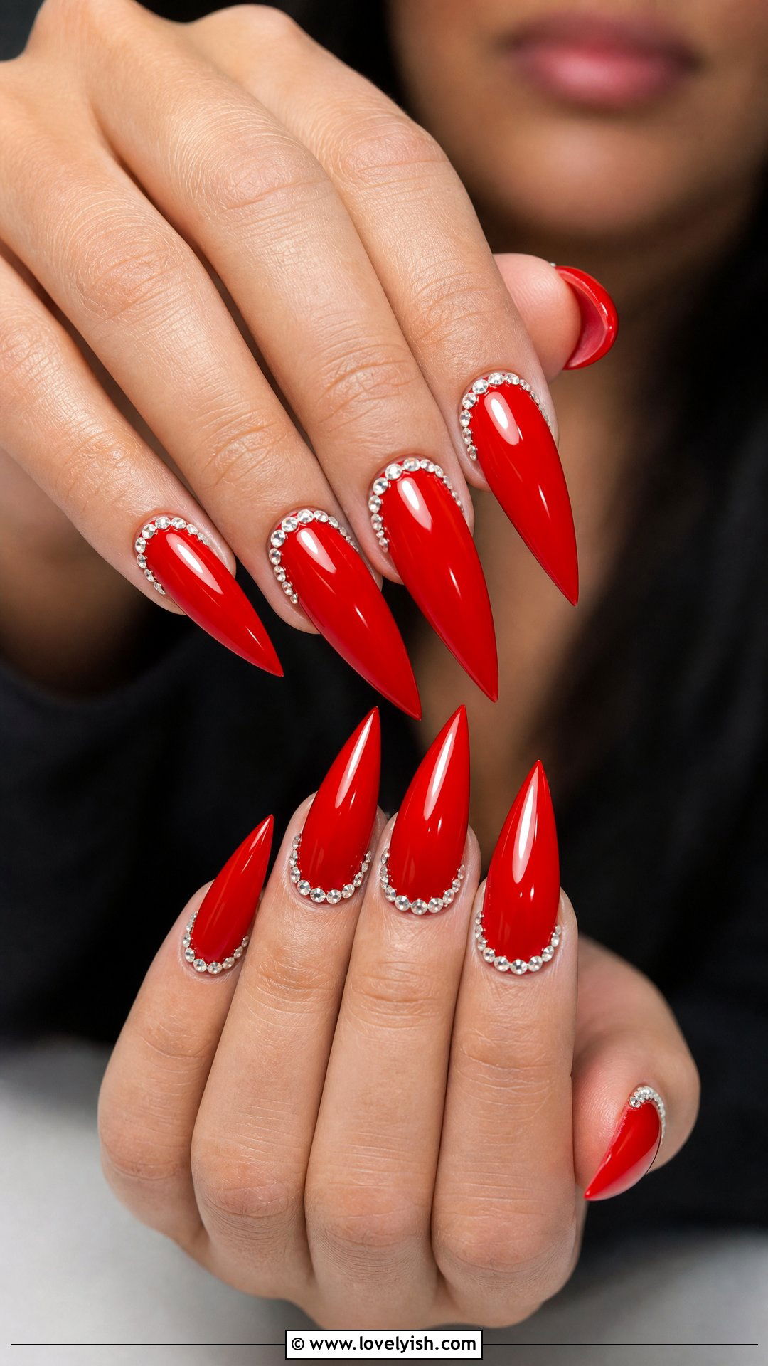 Glossy Red Stiletto Nails With Bezel Rhinestone Border - 29 nail designs with rhinestones - 29 nail designs with rhinestones