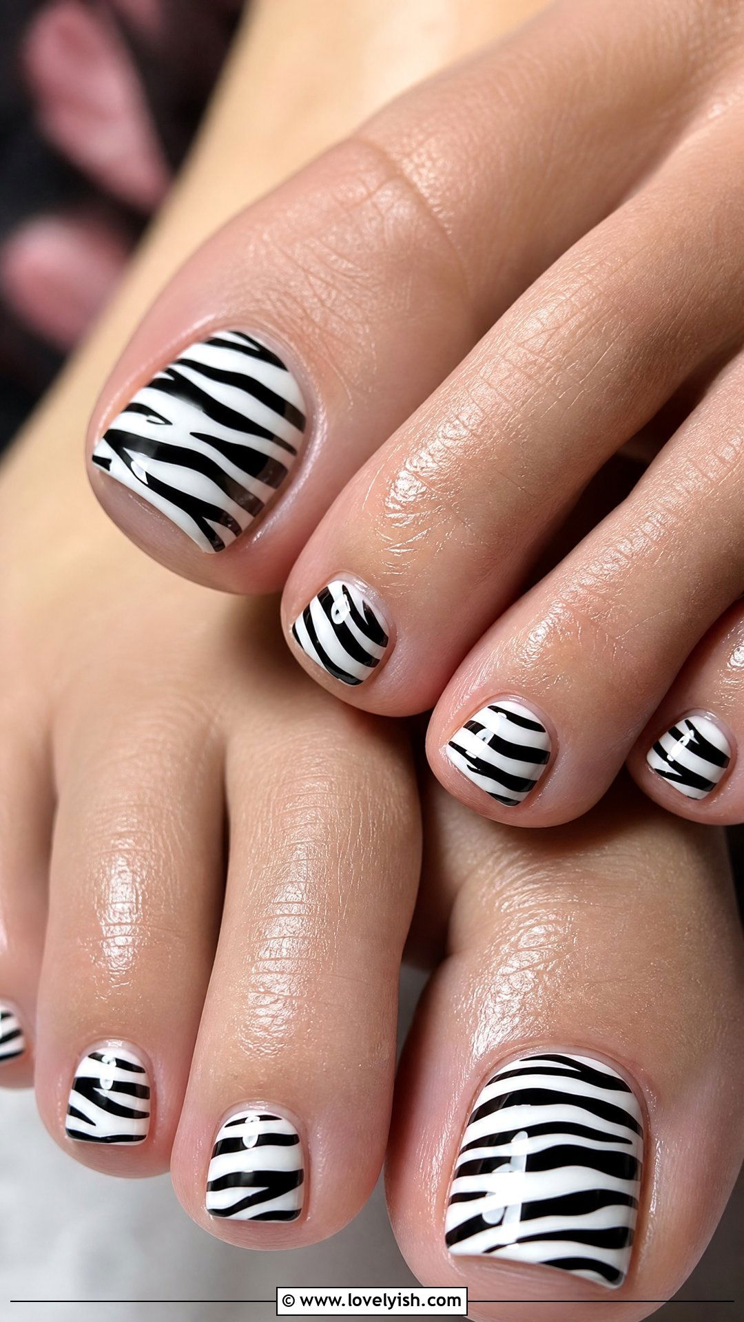 Glossy Zebra Print Toe Nails - 50 summer toe nails - 50 summer toe nails