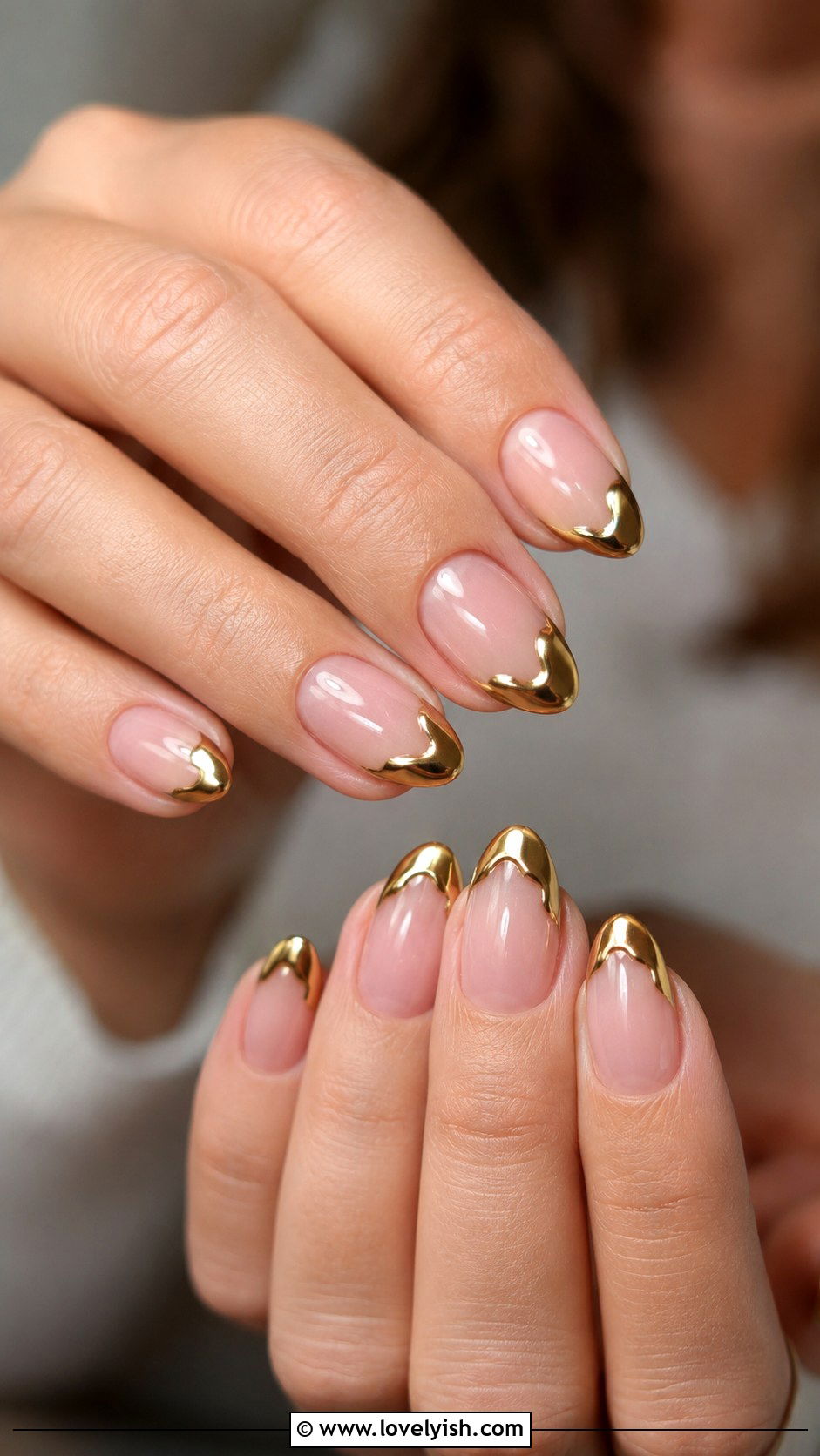 Gold Chrome Wavy French Tips - 50 gold chrome nails - 50 gold chrome nails