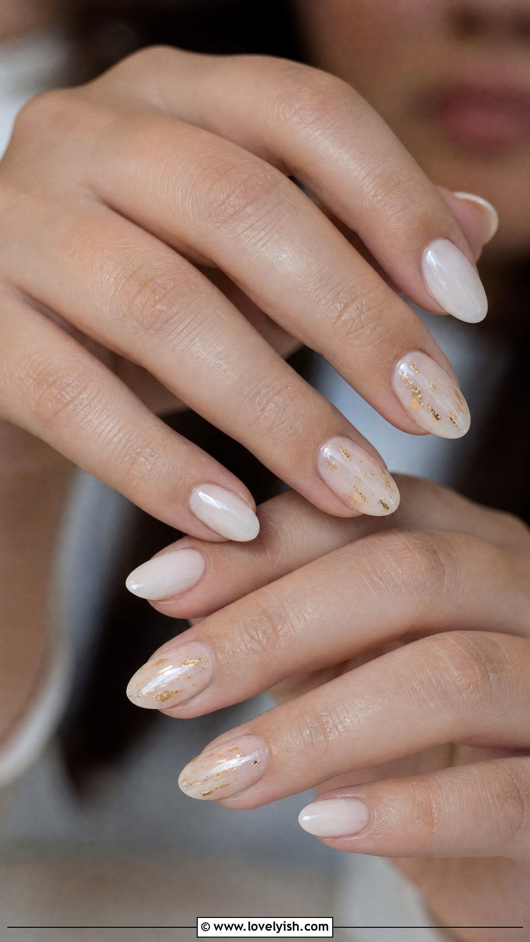 Gold Foil Accent Nails - 50 simple short nail designs - 50 simple short nail designs