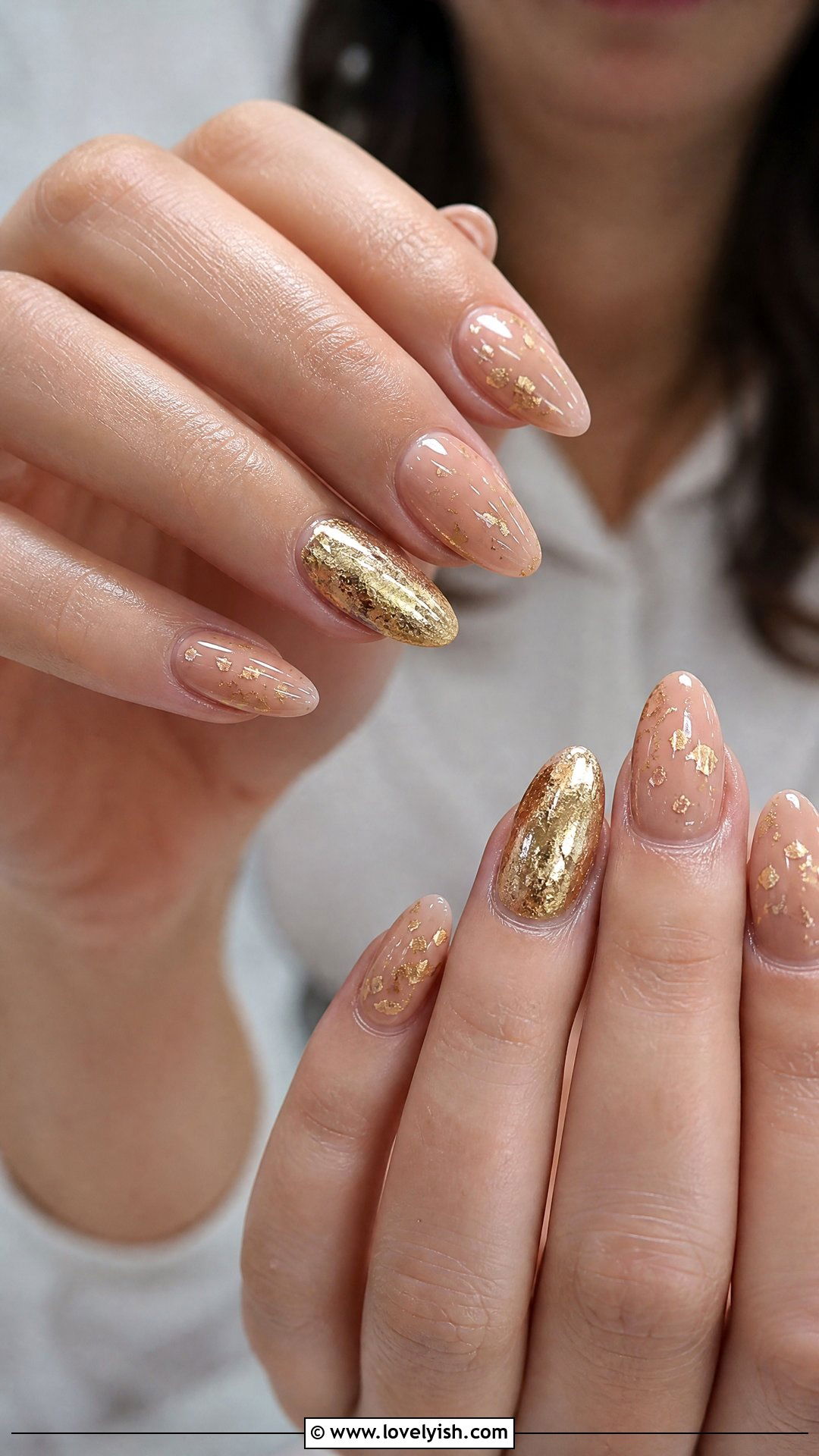 Gold Foil Accent Nails - 25 beautiful nail designs - 25 beautiful nail designs