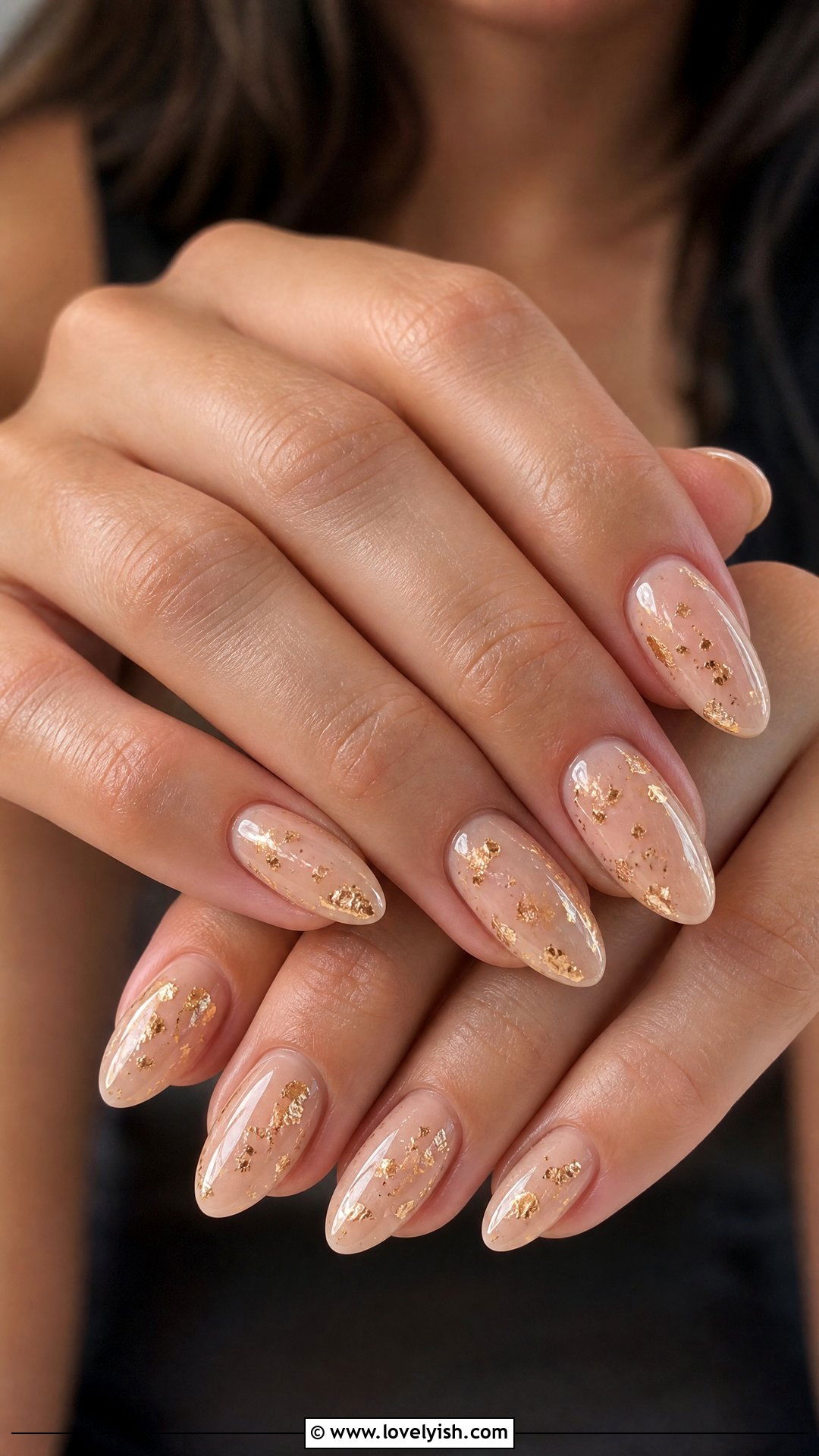 Gold Foil Flecked Nude Nails - 25 classy nail ideas - 25 classy nail ideas