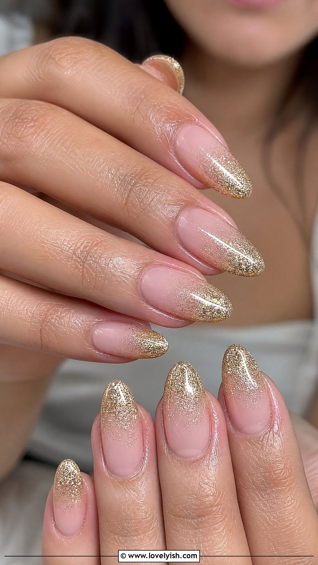 Gold Glitter Ombre French Tips - 25 gold nail designs - 25 gold nail designs