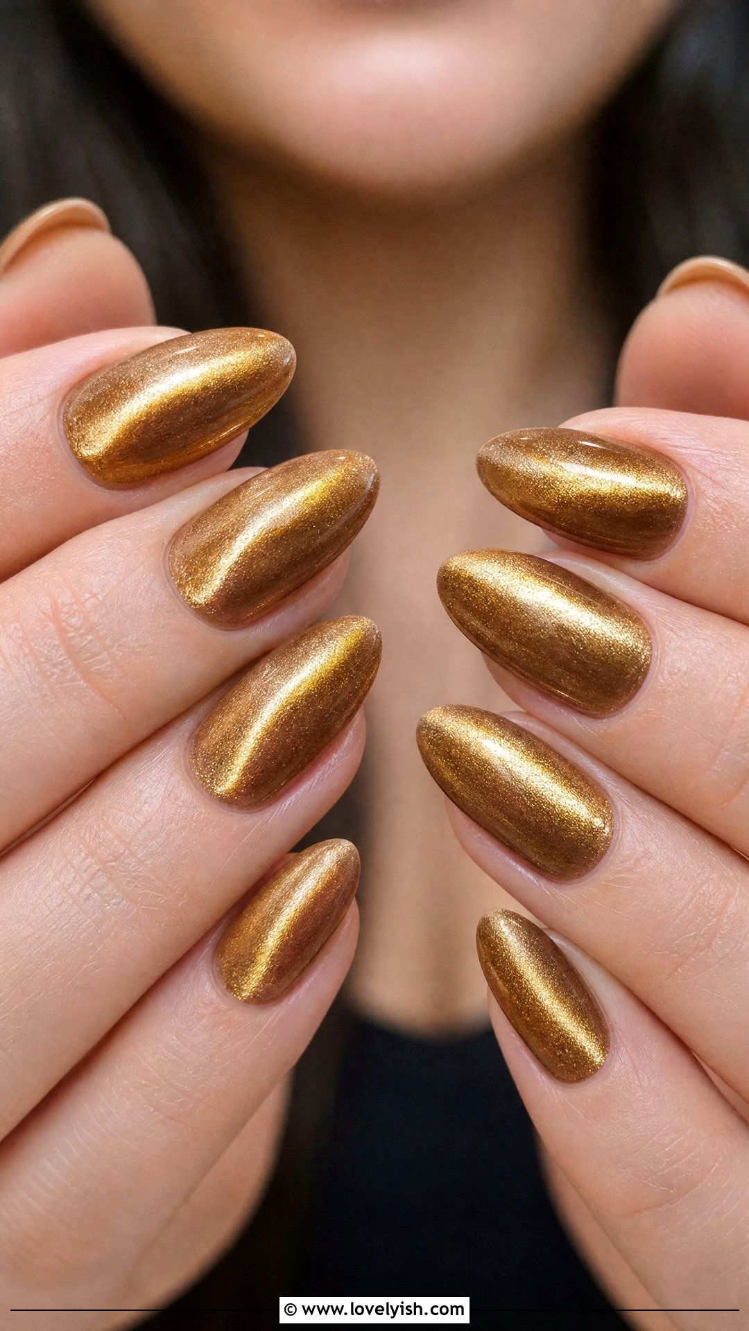 Gold Velvet Magnetic Nails - 25 gold nail designs - 25 gold nail designs