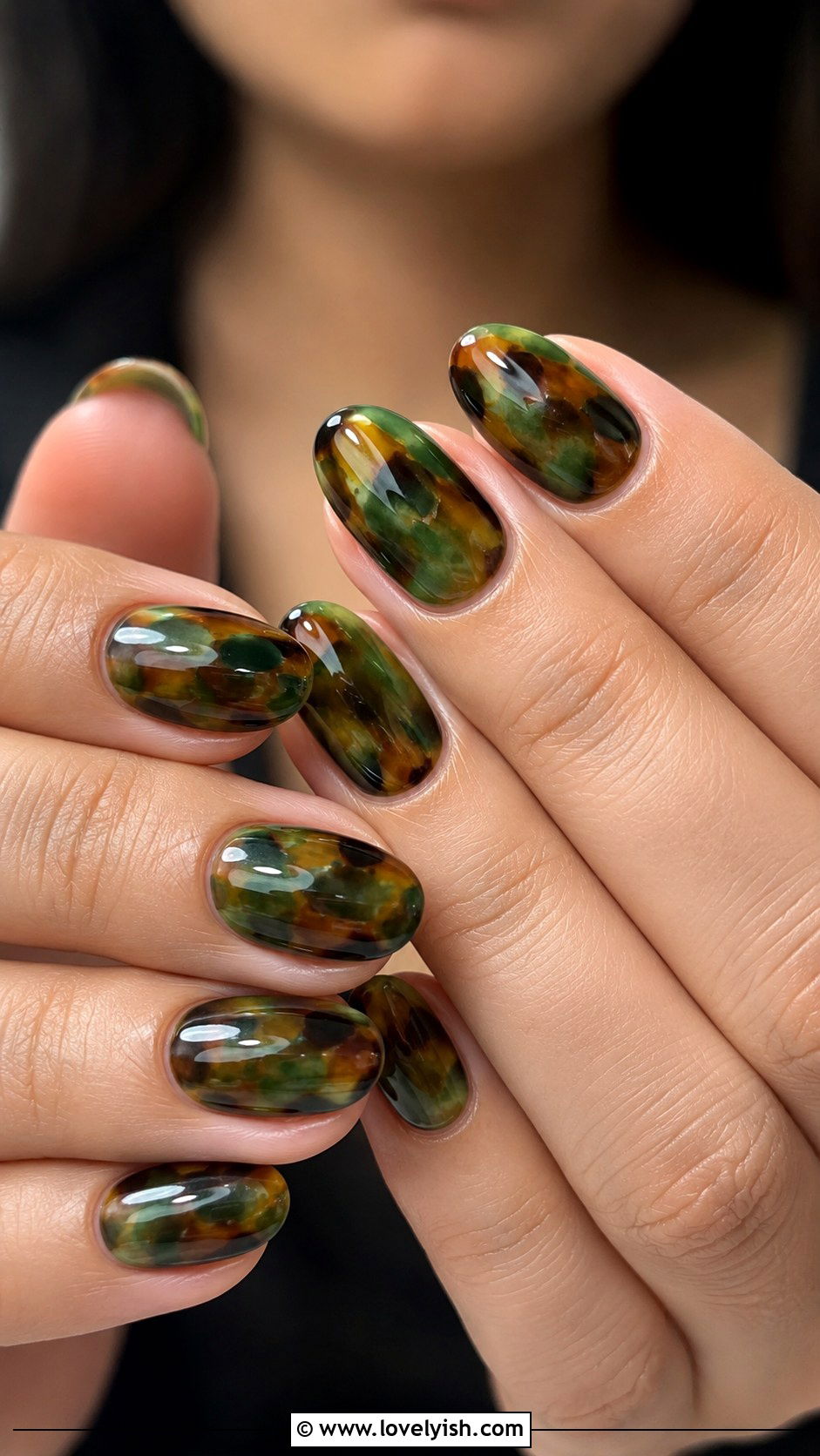 Green Tortoise Shell Nails - 25 green nail design ideas - 25 green nail design ideas