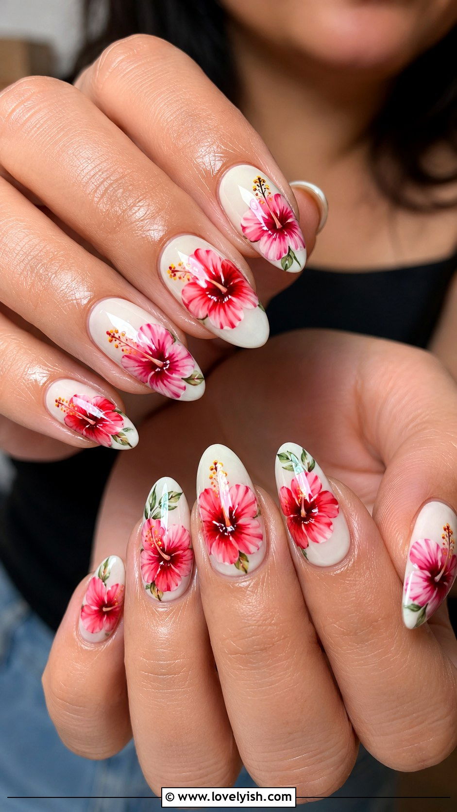 Hibiscus Flower Nails - 39 summer nail ideas - 39 summer nail ideas
