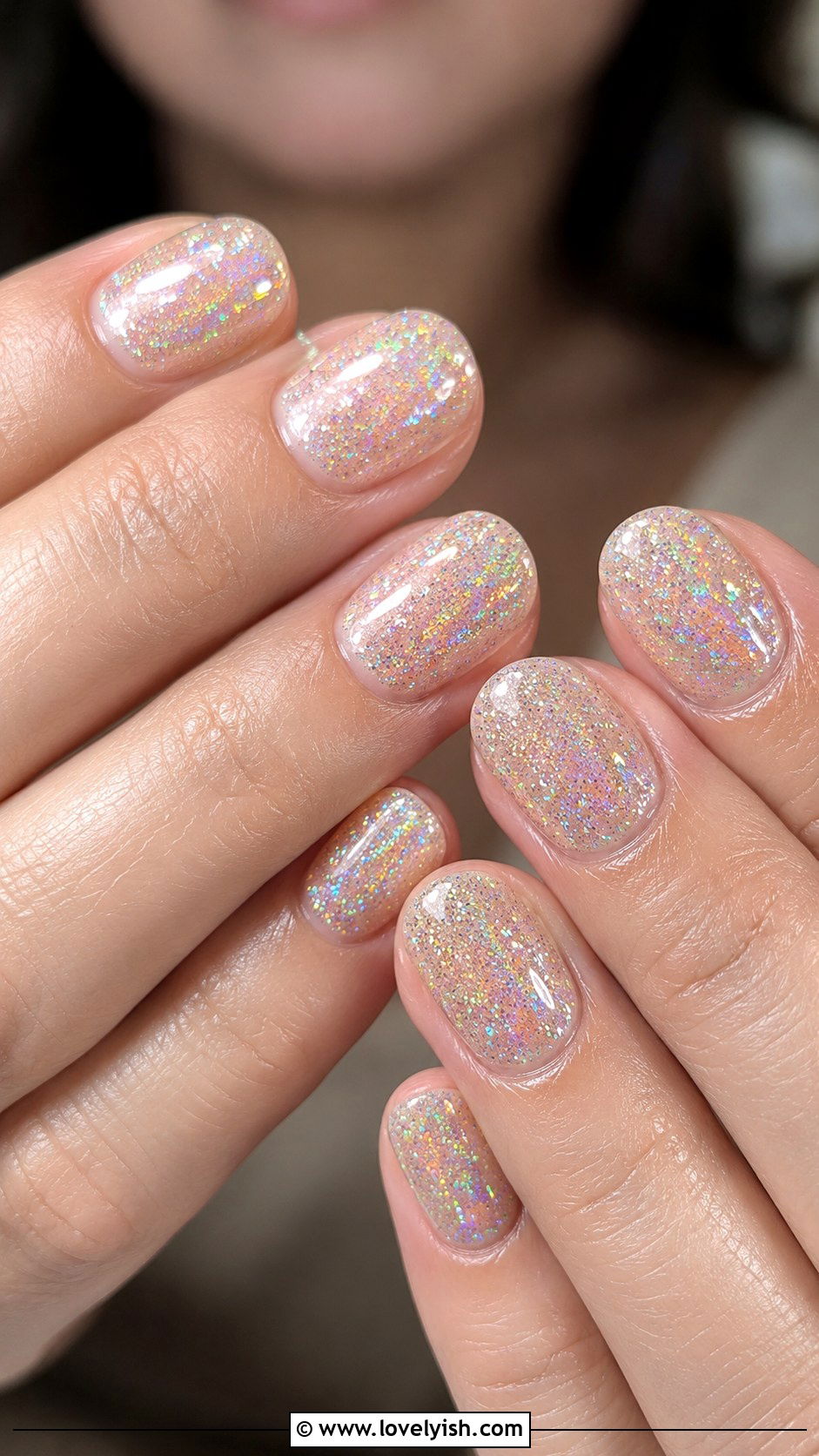Holographic Glitter Nails for the Beach - 50 vacation nails - 50 vacation nails