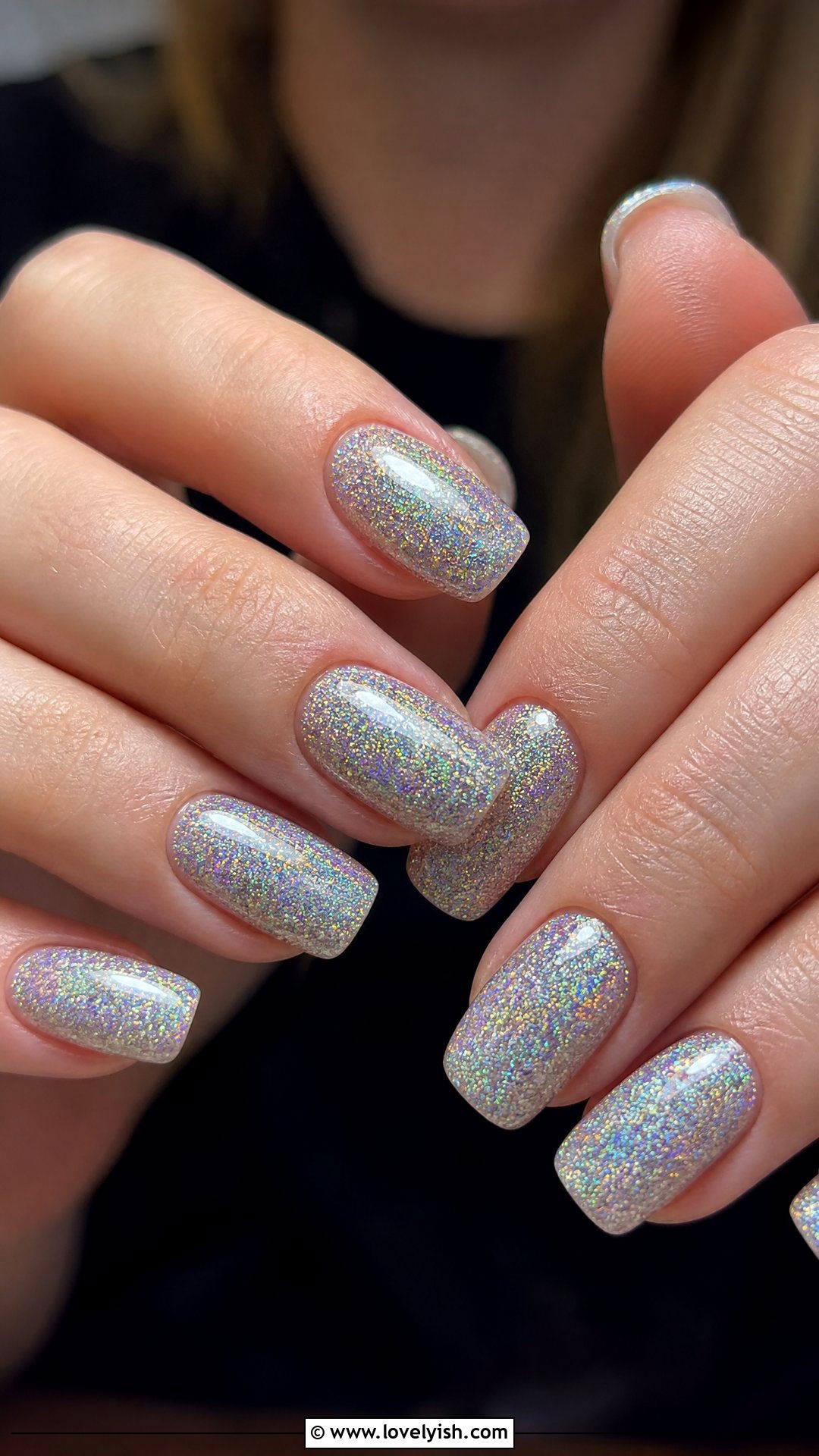 Holographic Glitter Nails - 35 nail art for beginners - 35 nail art for beginners