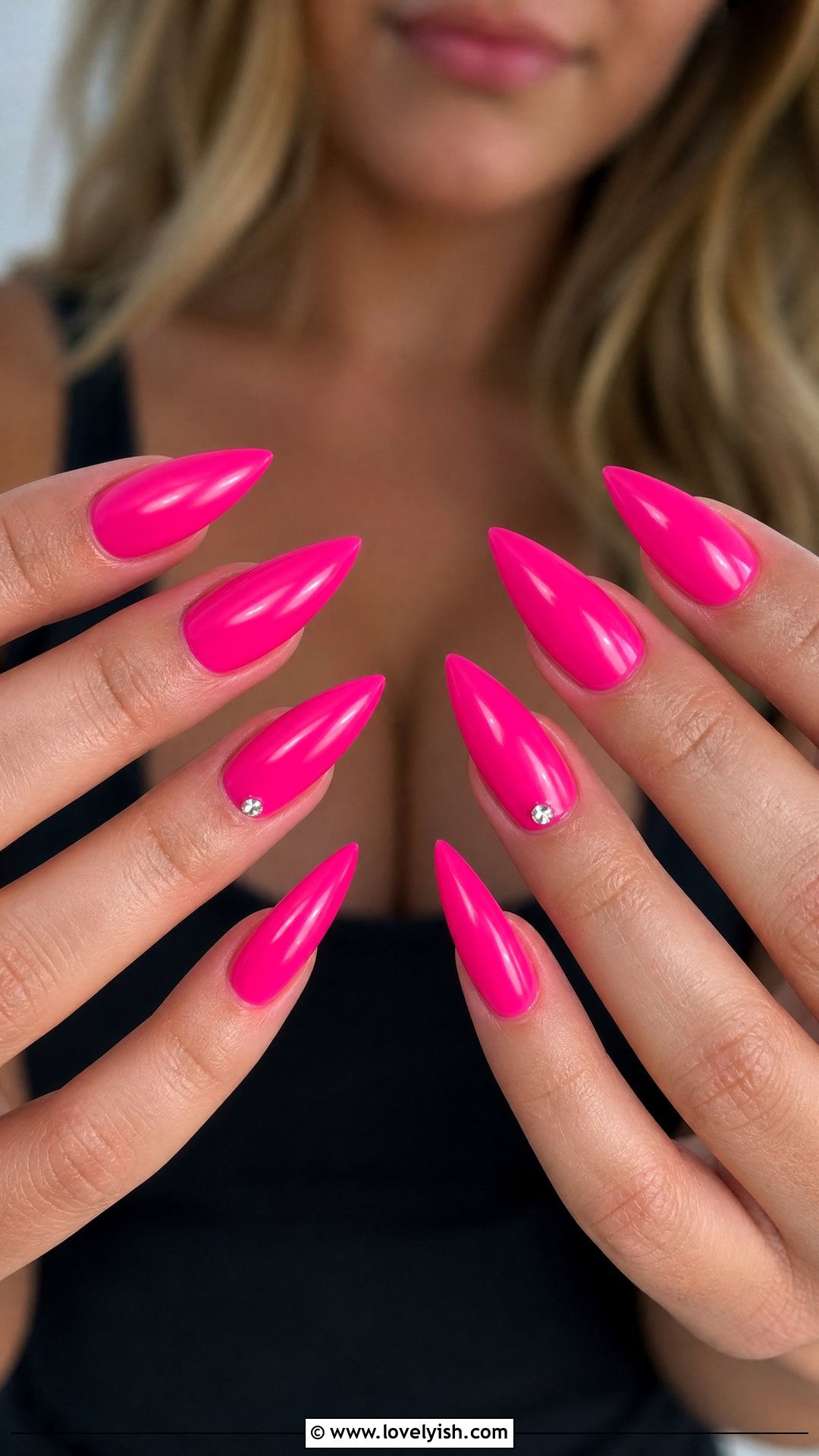 Hot Pink Stiletto Acrylic Nails - 25 acrylic nails designs - 25 acrylic nails designs