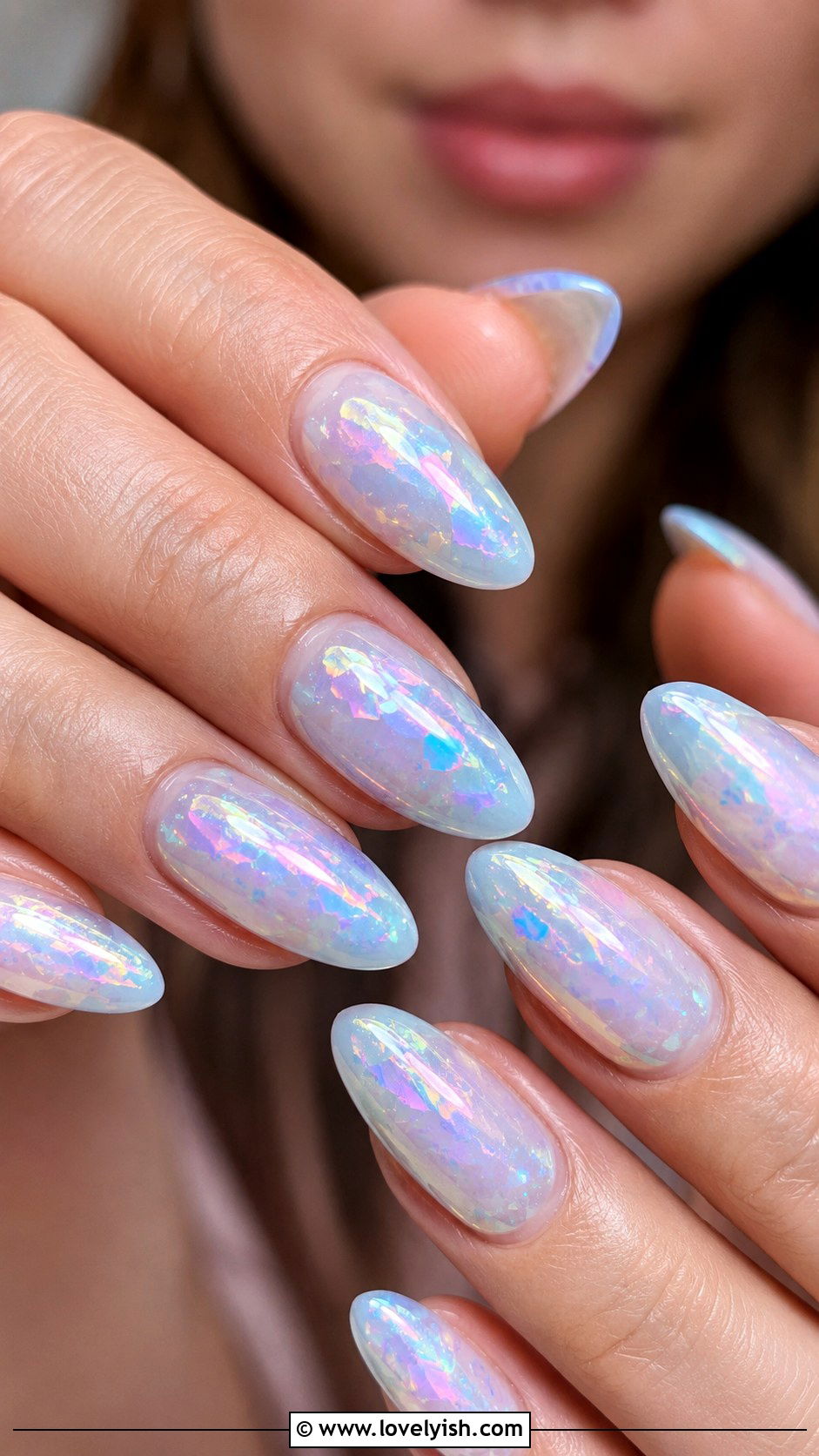 Iridescent Glitter Nails - 25 glitter nail designs - 25 glitter nail designs