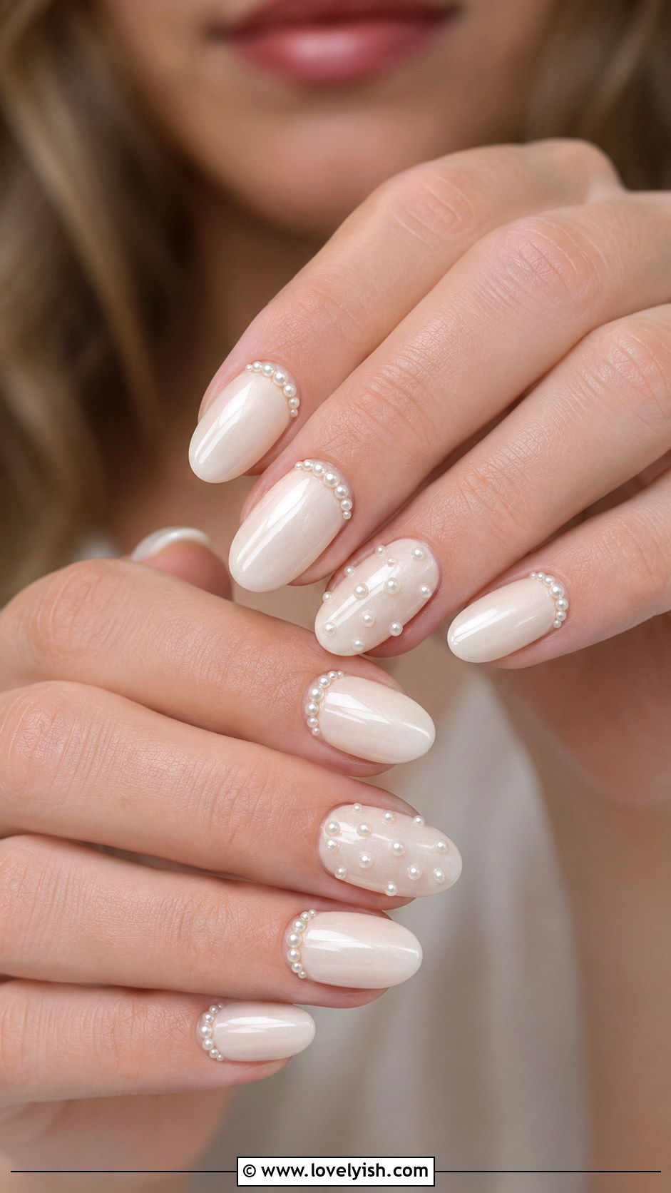 Ivory Pearl Embellished Nails - 50 luxury nails - 50 luxury nails