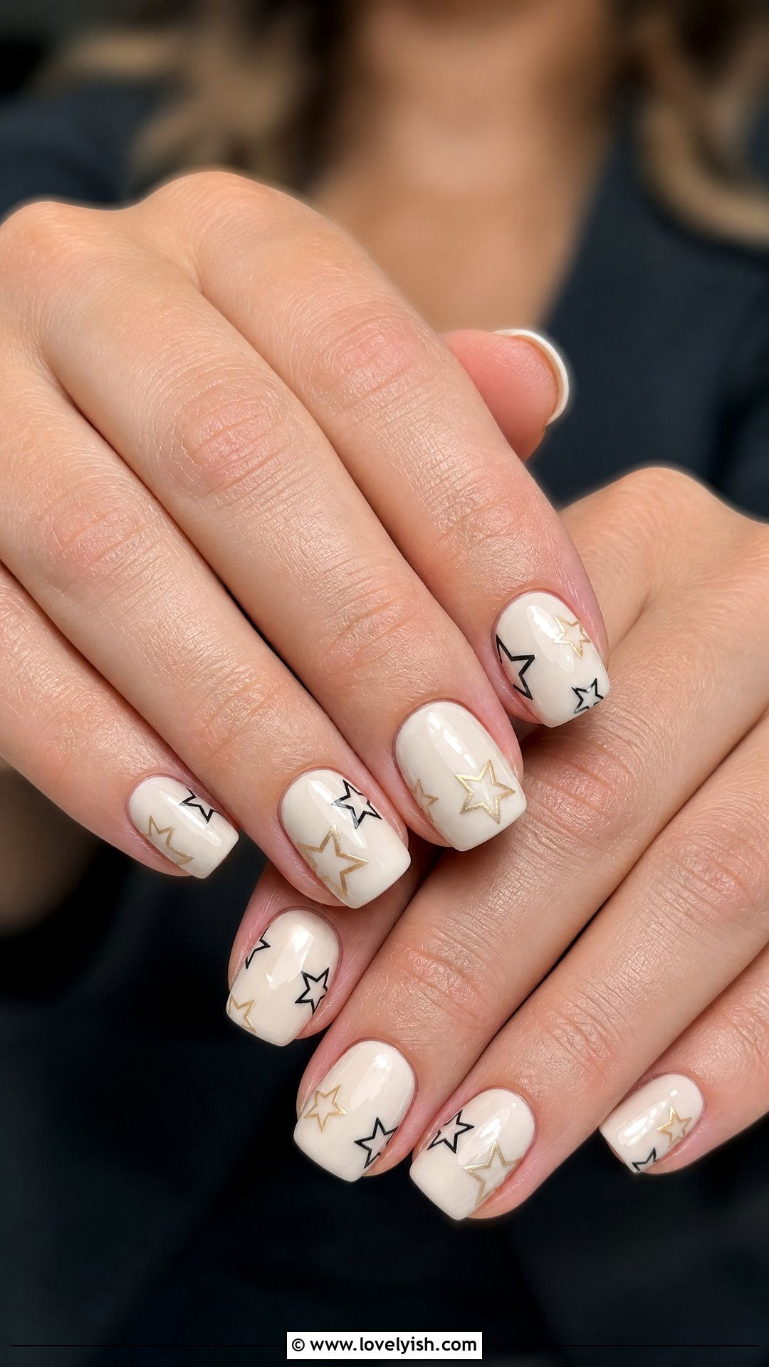 Ivory Star Outline Nails - 50 star nails - 50 star nails
