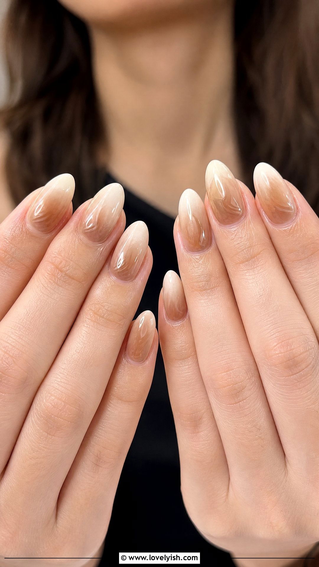 Latte Brown Ombre Nails - 25 classy nail ideas - 25 classy nail ideas