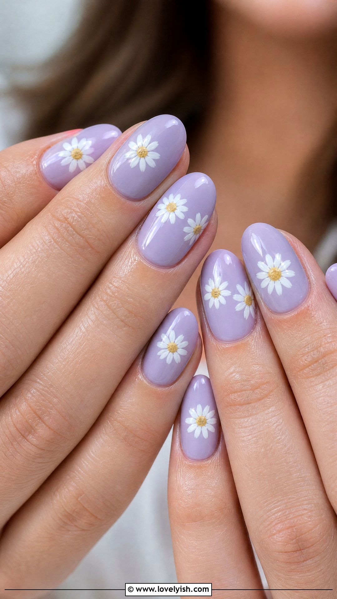 Lavender Base Daisy Nails - 50 daisy nails - 50 daisy nails