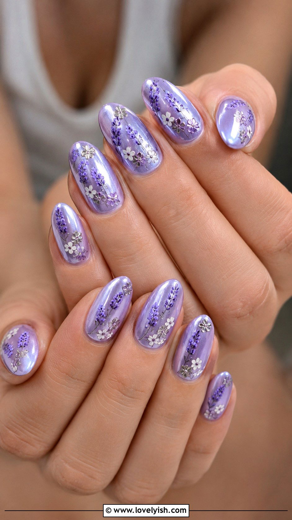 Lavender Floral Chrome Nails - 25 floral nail designs - 25 floral nail designs