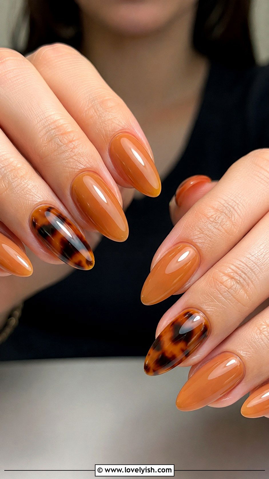 Lavender Swirl Nails - 31 simple nail art ideas - 31 simple nail art ideas