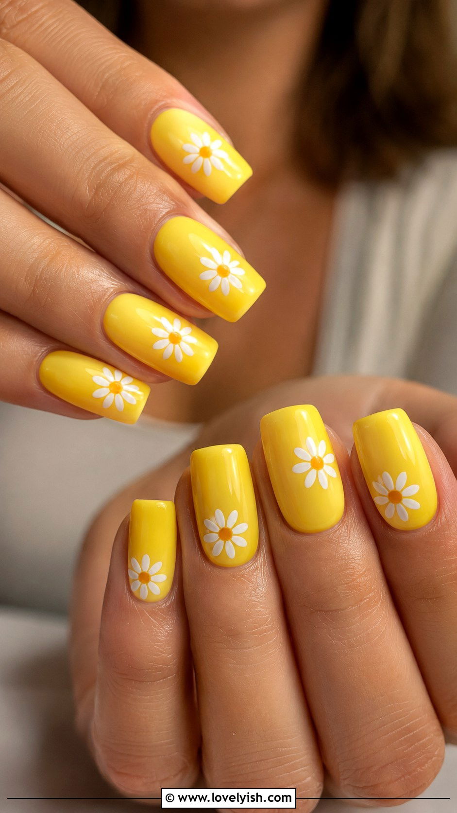 Lemon Yellow Acrylic Nails With Daisies - 33 acrylic nail ideas - 33 acrylic nail ideas