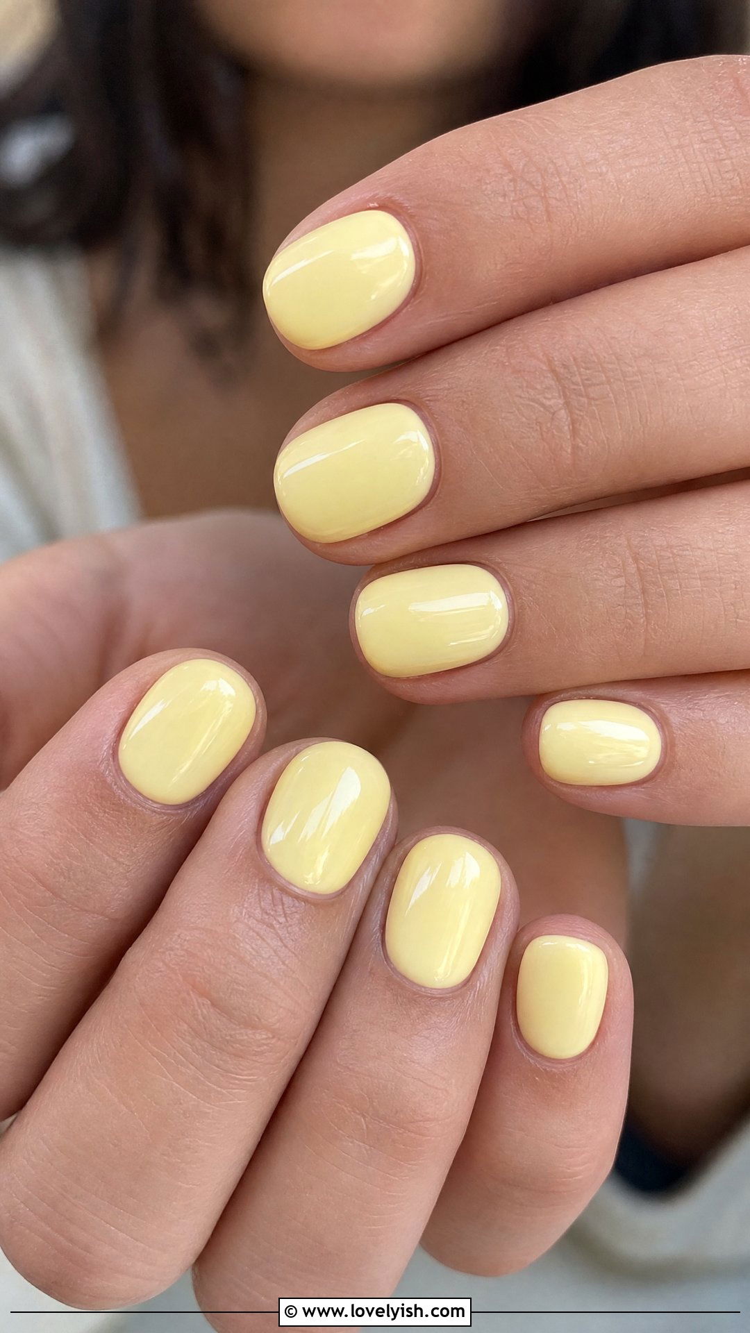 Lemon Yellow Round Nails - 50 round nails - 50 round nails