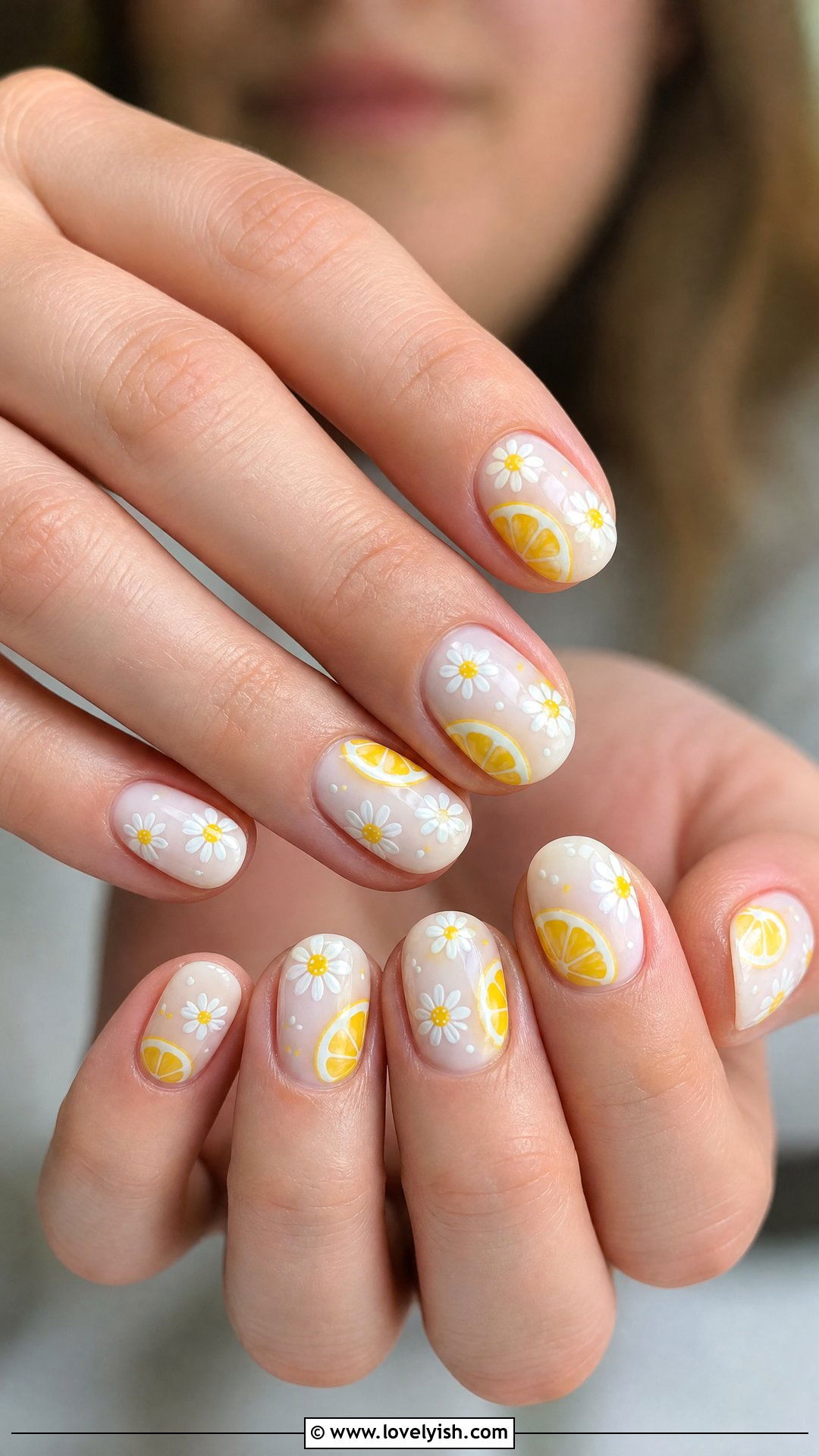 Lemon and Daisy Nails - 50 lemon nail design ideas - 50 lemon nail design ideas