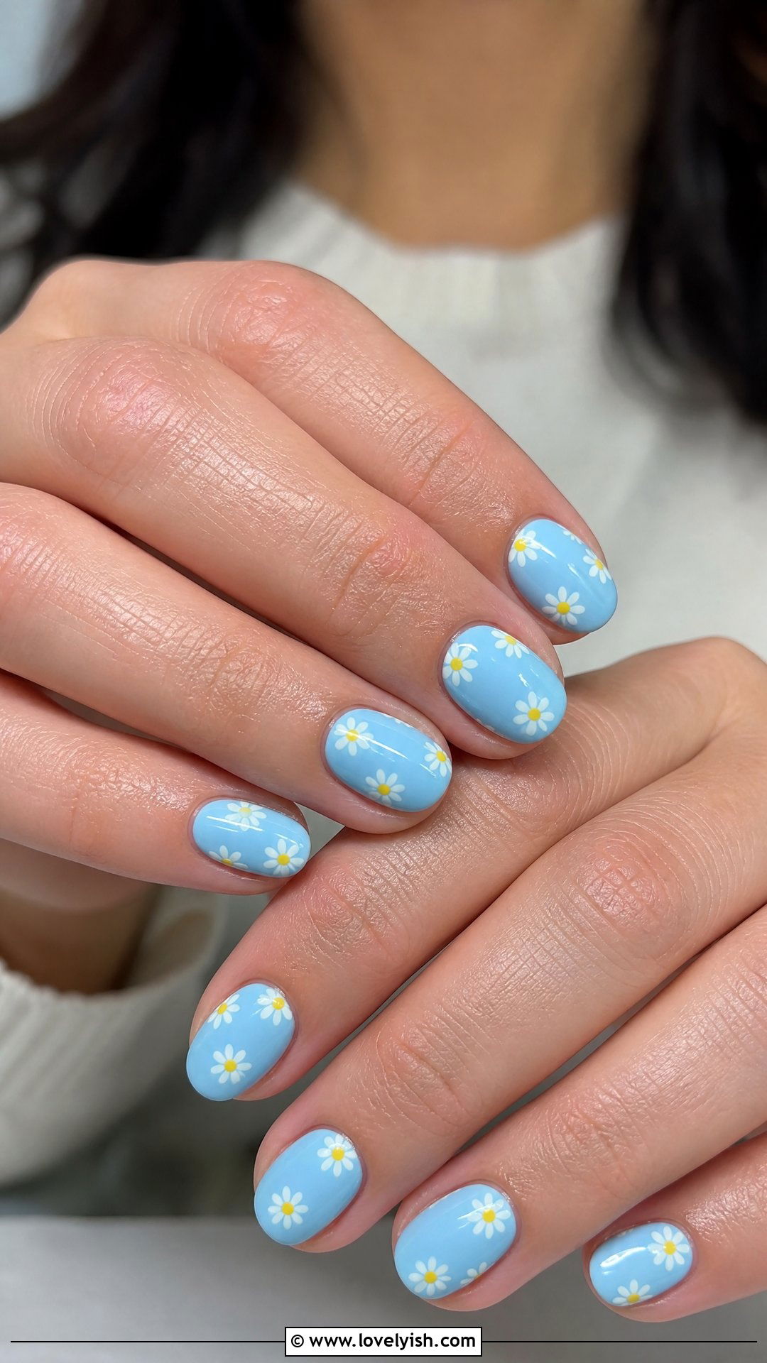 Light Blue Daisy Nails - 50 blue nails - 50 blue nails