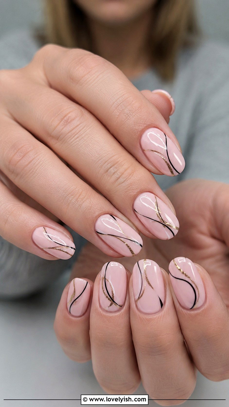 Light Pink Abstract Line Nails - 50 light pink nails - 50 light pink nails