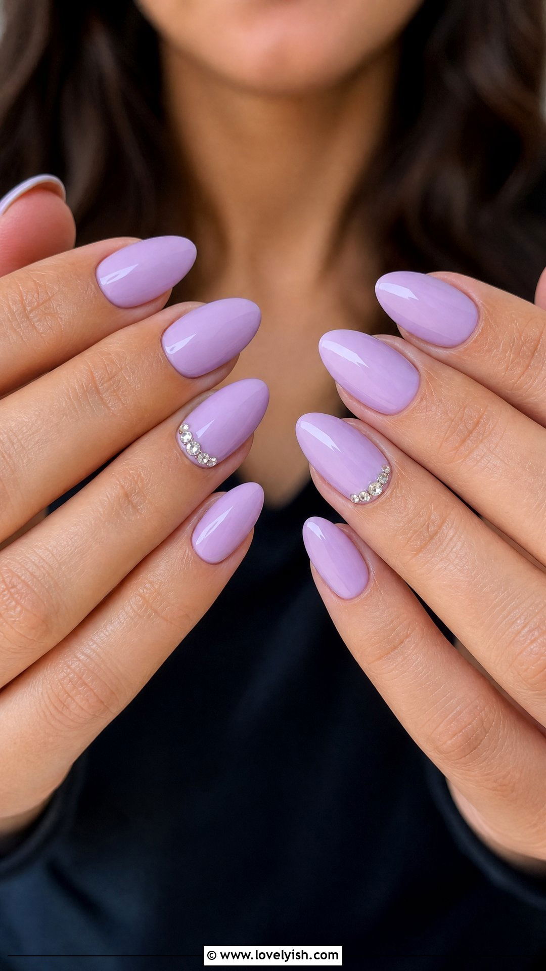 Lilac Rhinestone Accent Nails - 25 beginner nail designs - 25 beginner nail designs