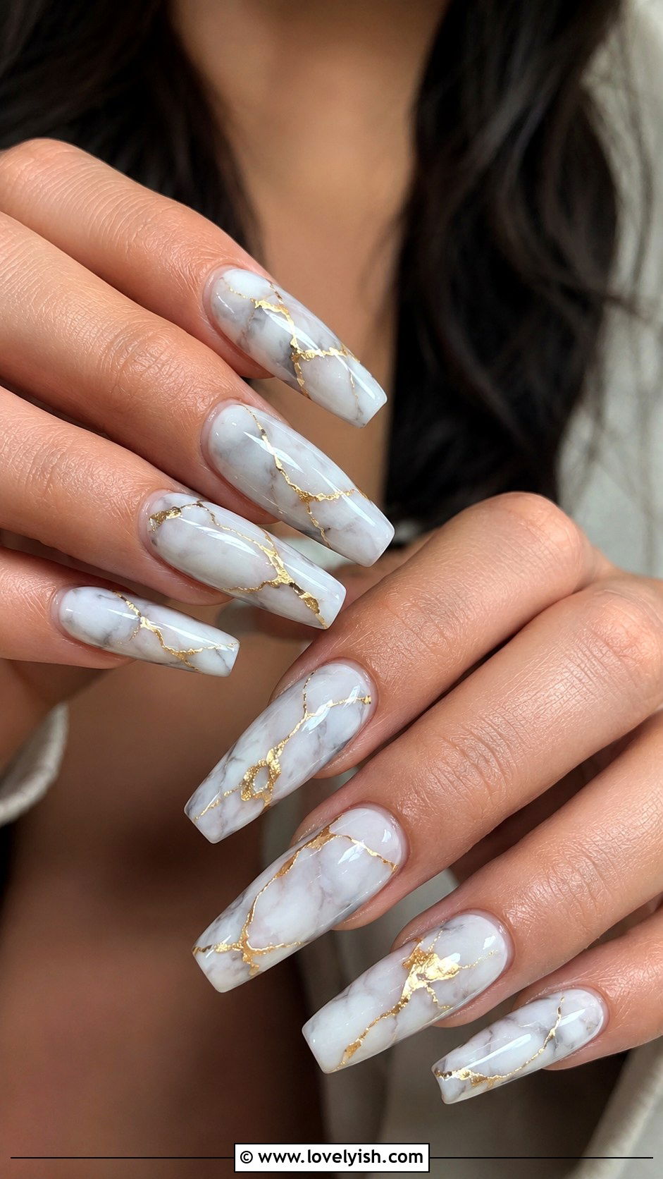 Marble Nails with Gold Veining for Bride - 25 wedding nails for bride - 25 wedding nails for bride