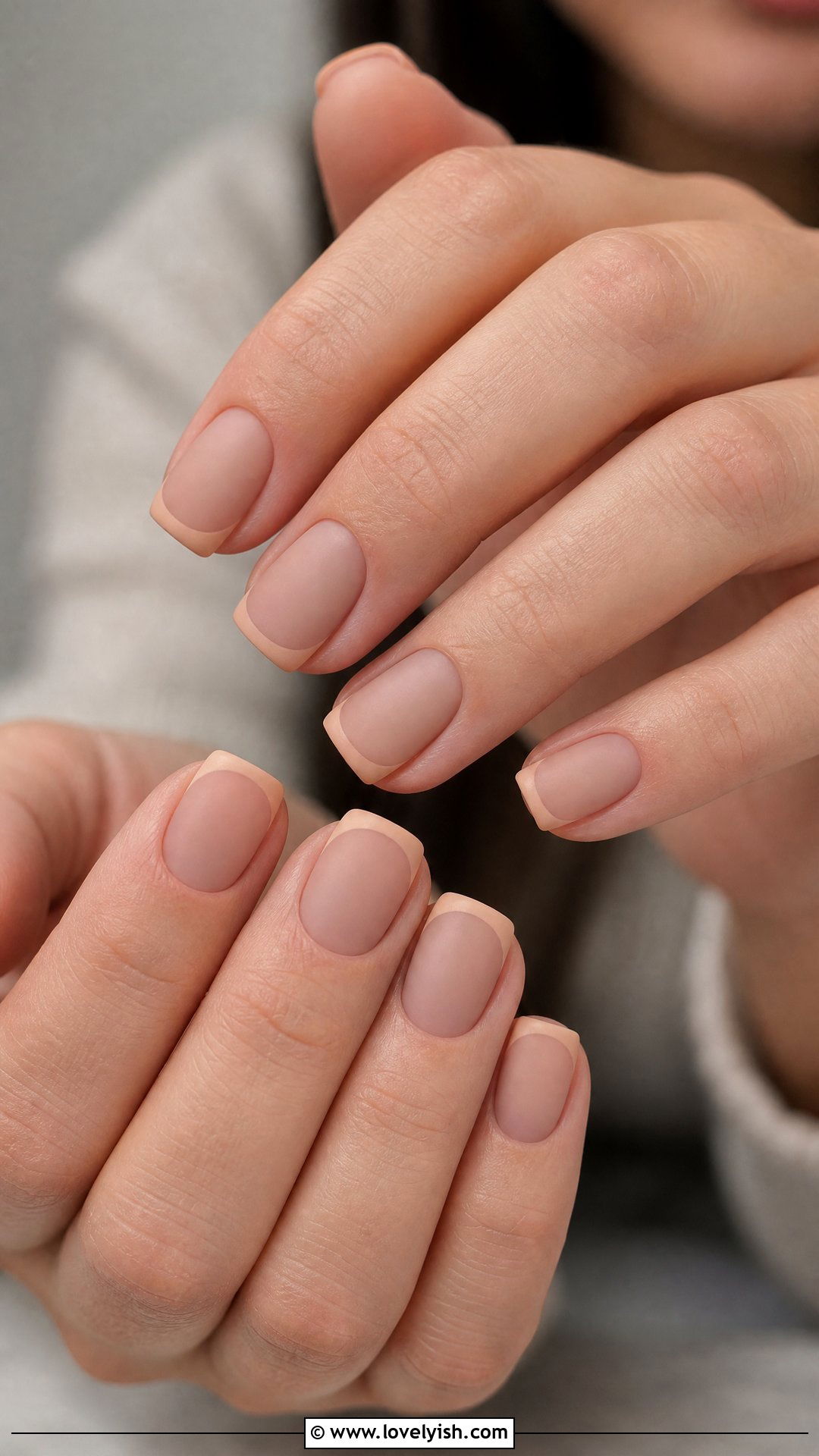 50 Chic Minimalist French Tips for a Modern Mani