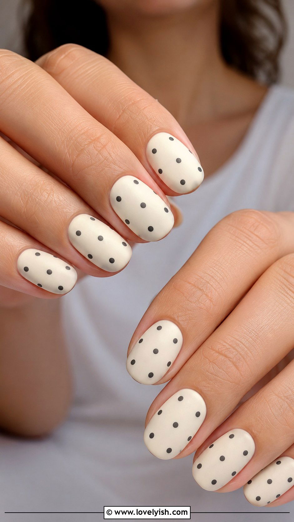 Matte Polka Dot Nails - 25 matte nail designs - 25 matte nail designs