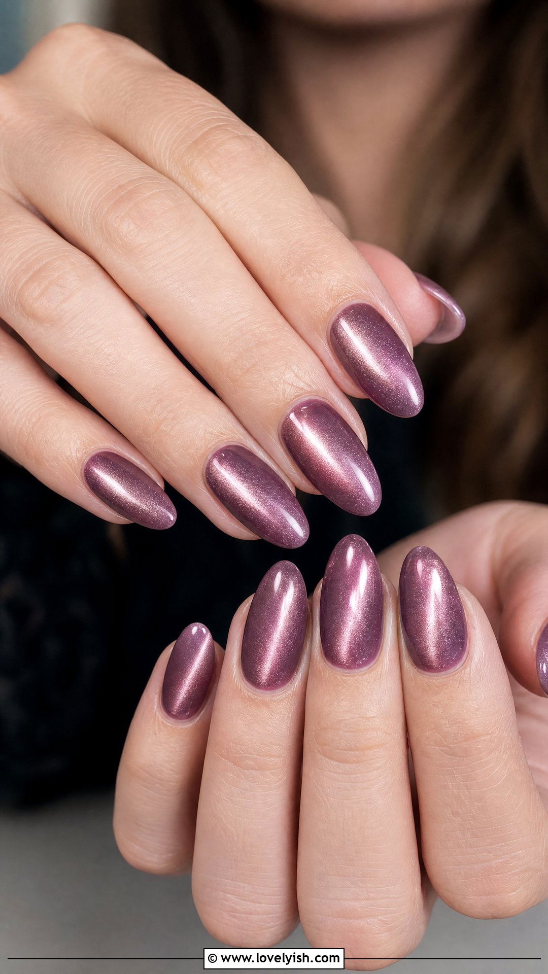 Mauve Magnetic Cat Eye Nails - 50 medium nails - 50 medium nails
